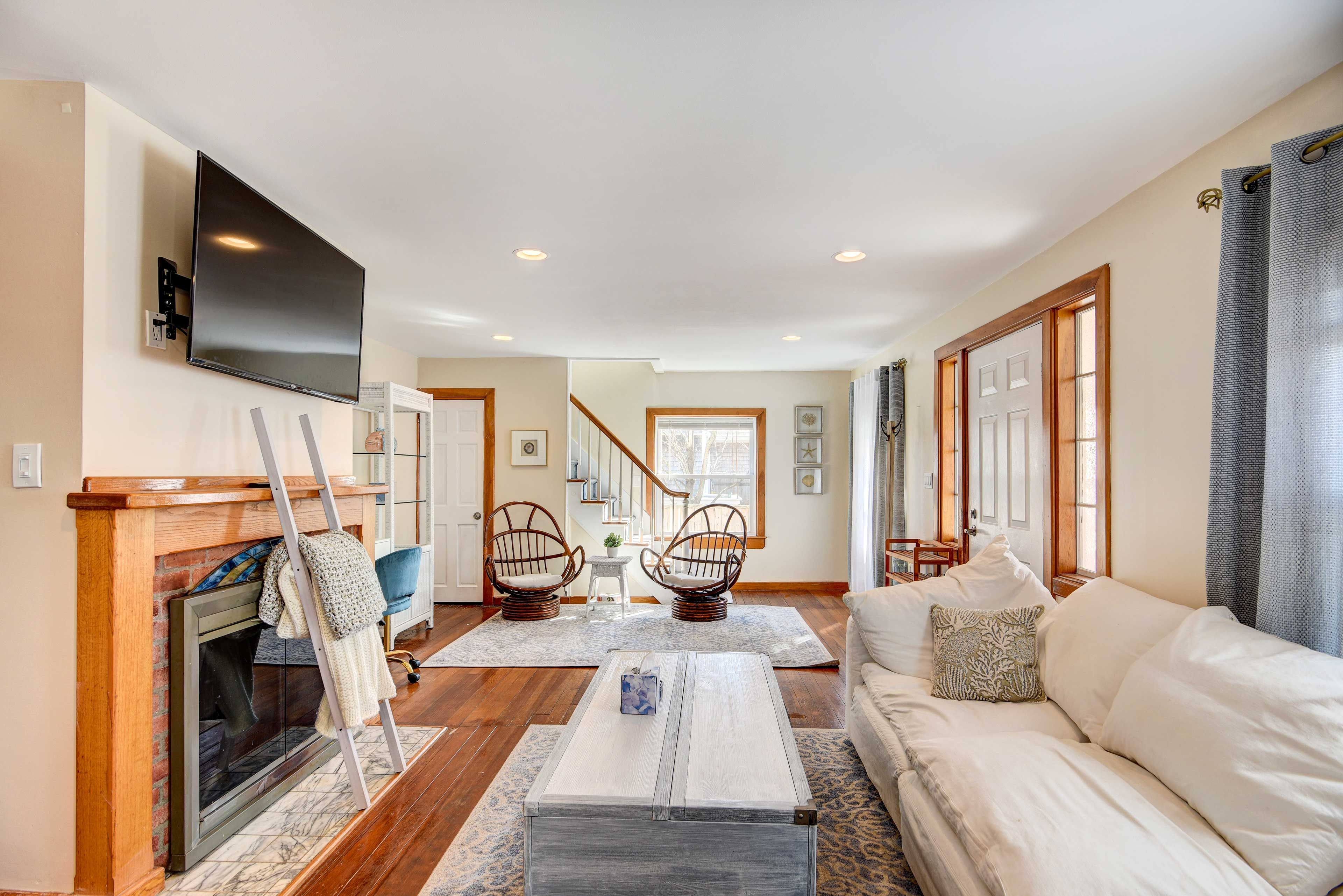Portsmouth Vacation Rental | 3BR | 2BA | 2,000 Sq Ft | Stairs Required