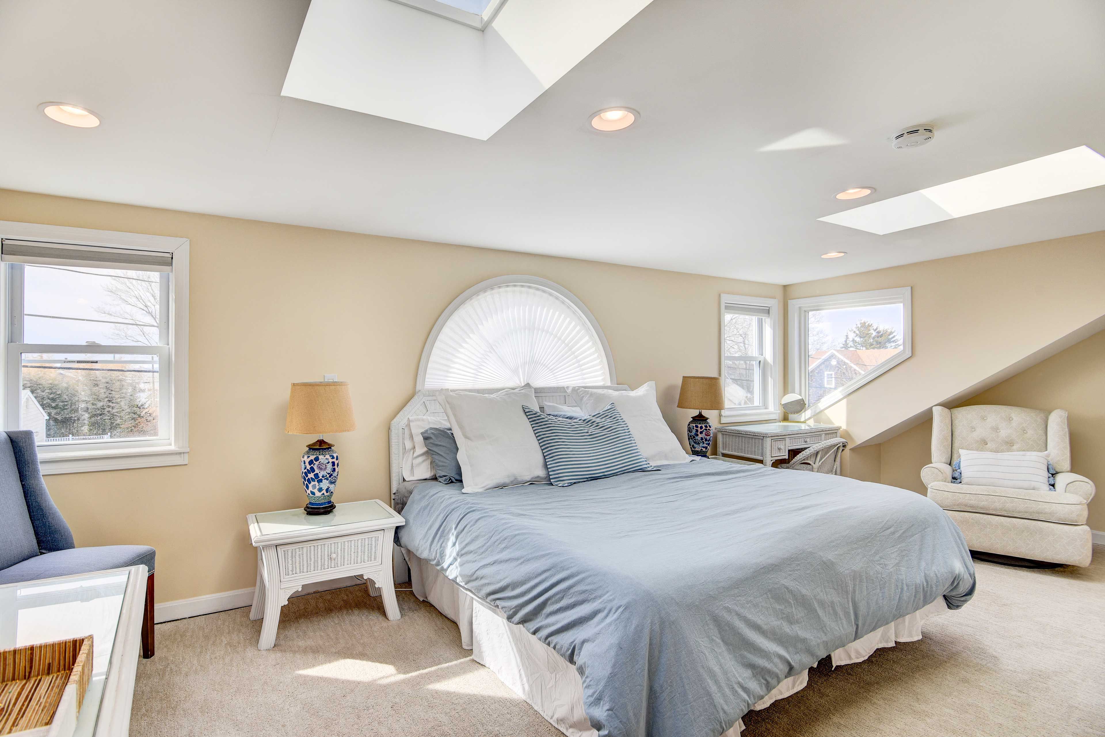 Bedroom 1 | King Bed | 2nd Floor