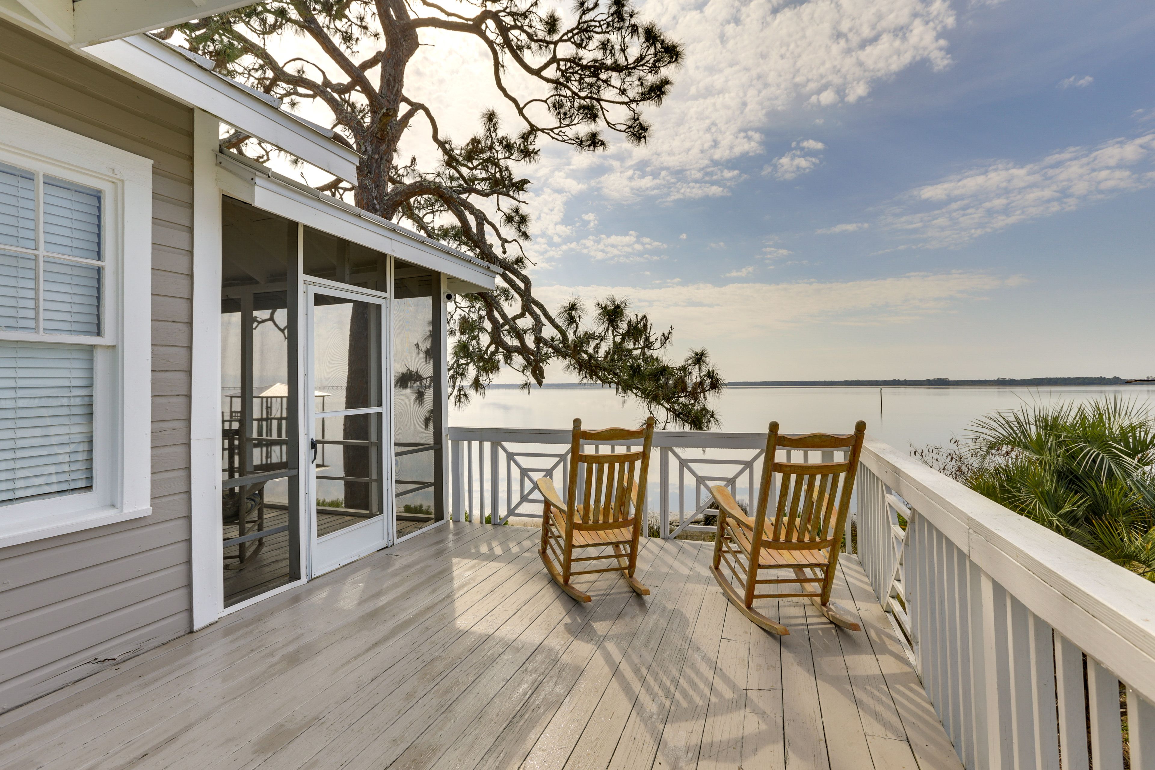 Balcony/Deck | Bay Views