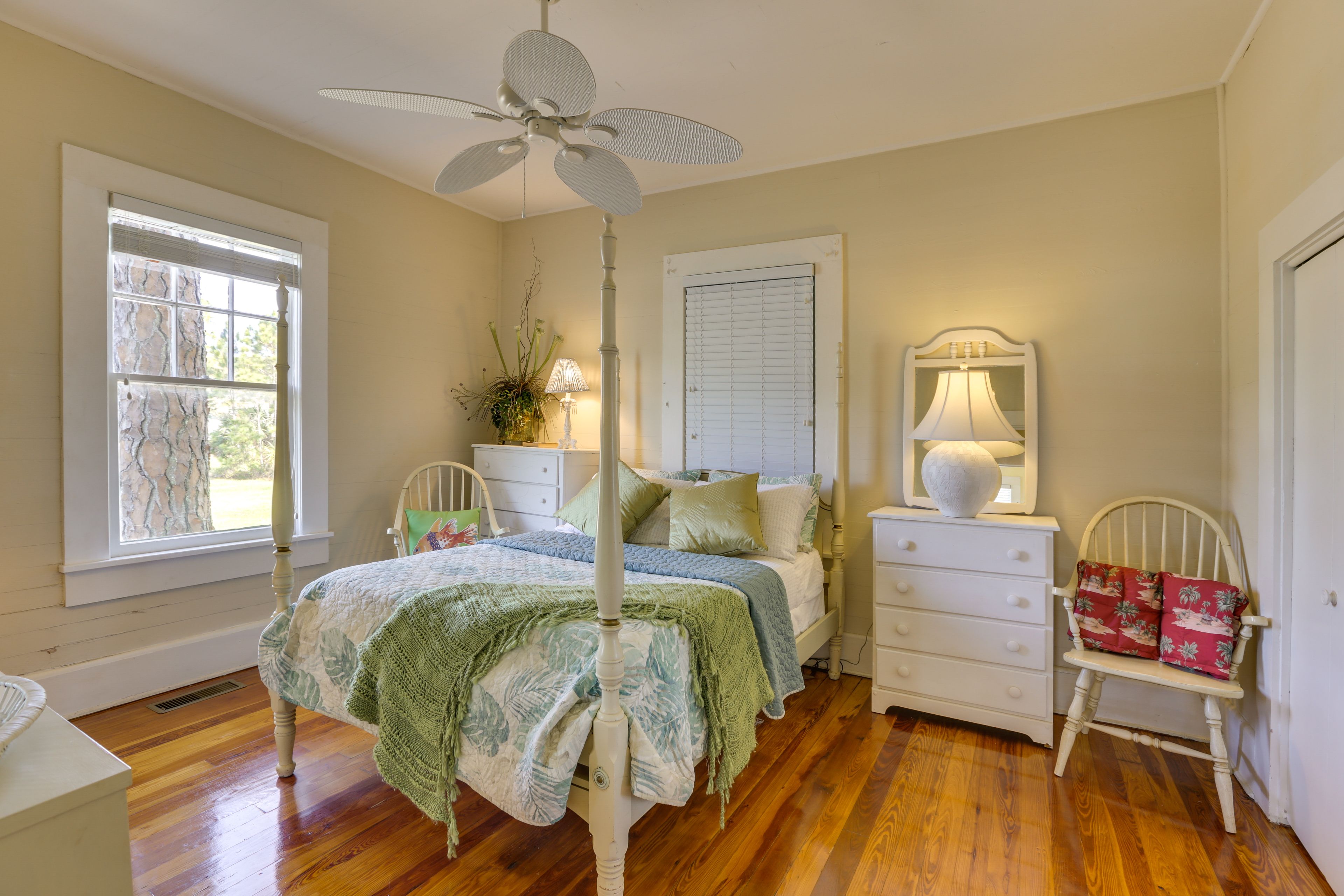 Bedroom 2 | Main Level | Full Bed