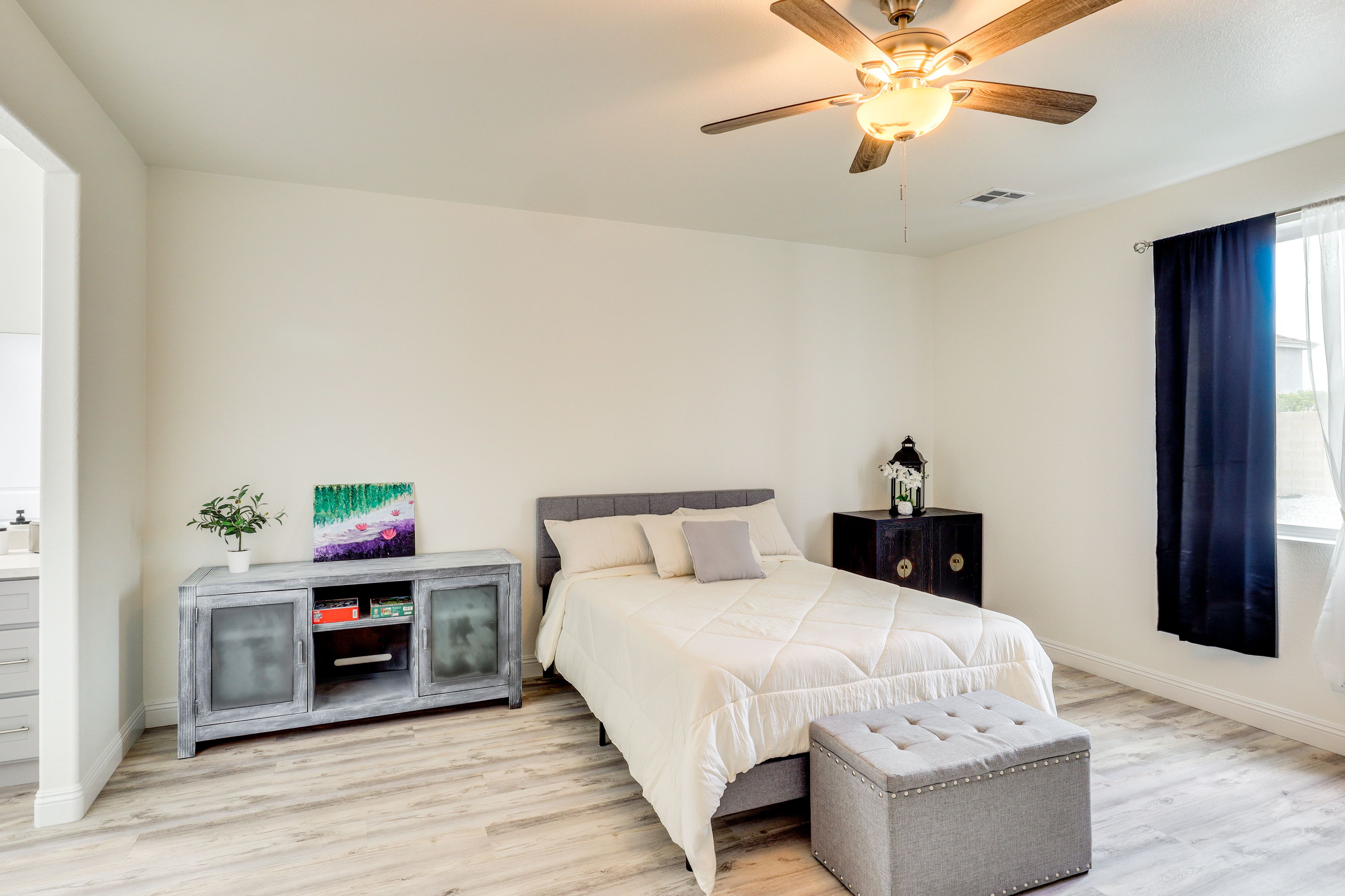 Bedroom 1 | Queen Bed | Linens Provided