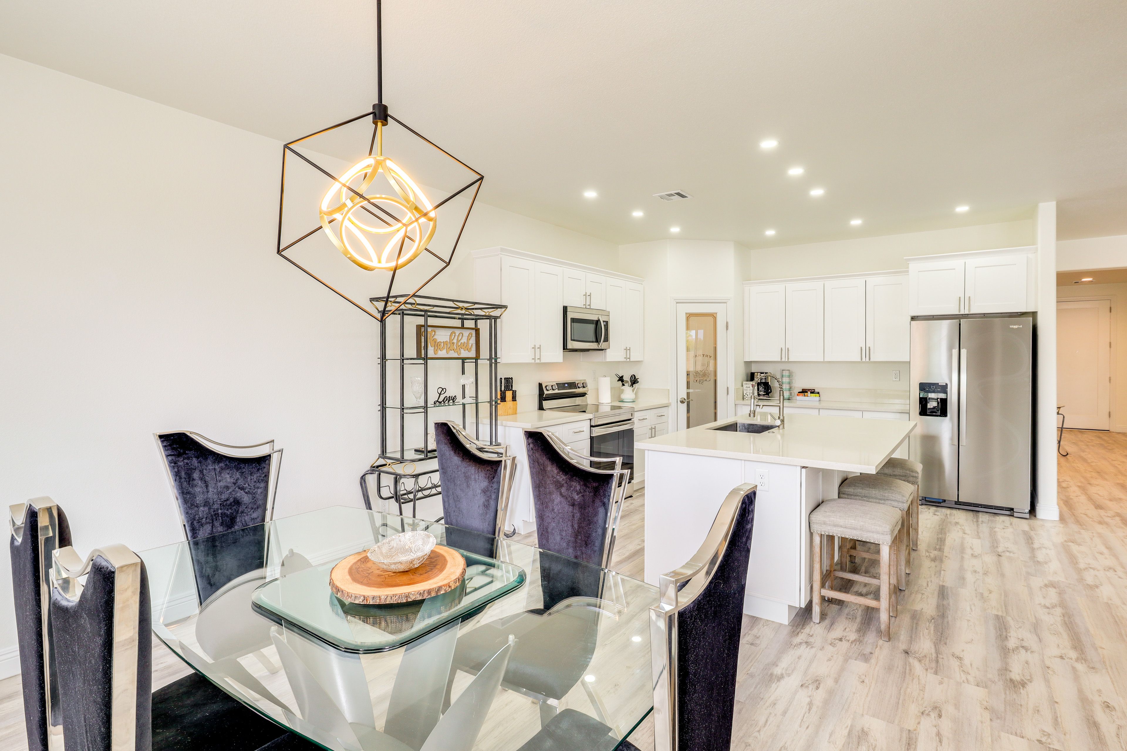 Dining Room | Dishware & Flatware