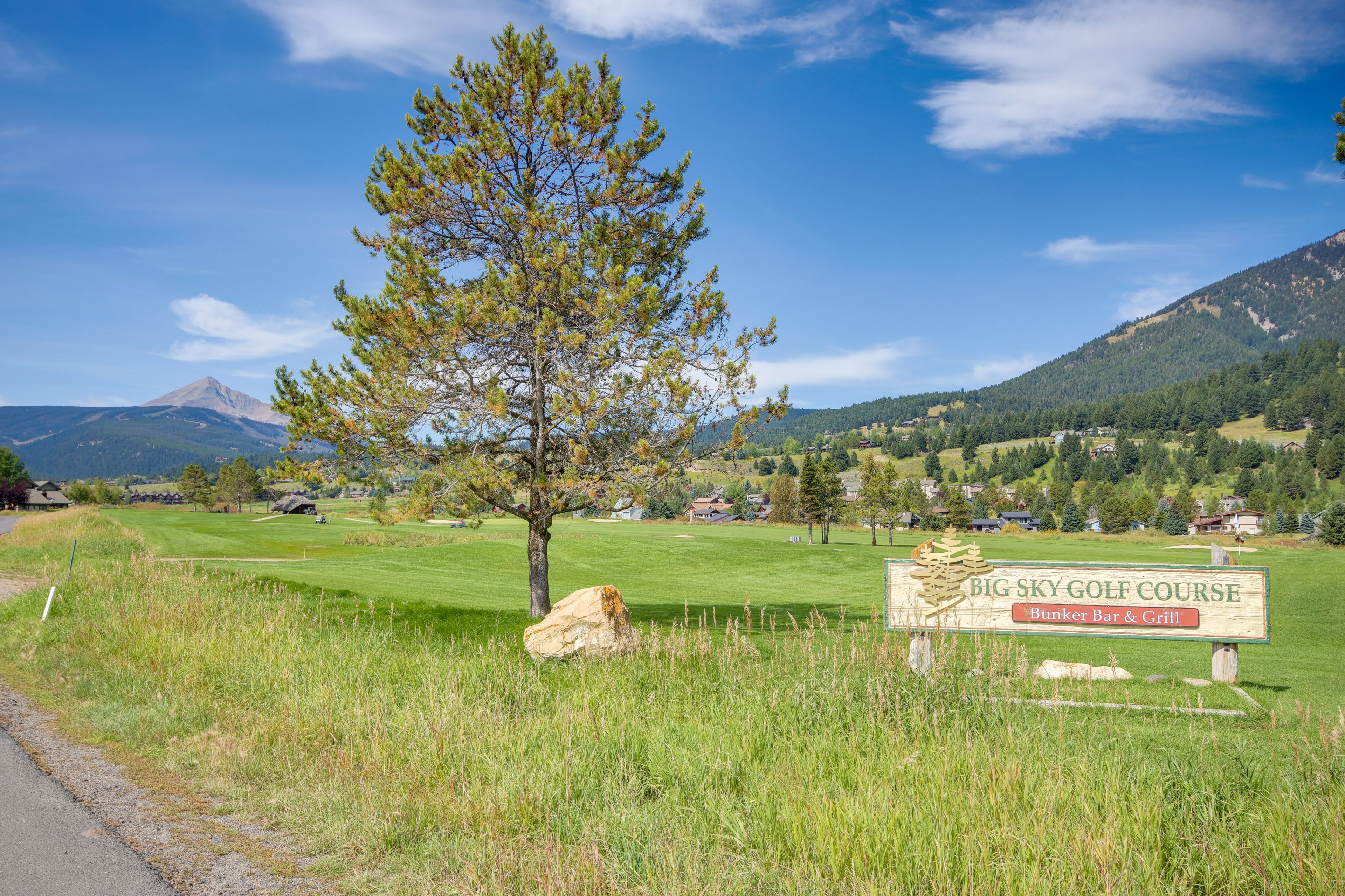 Big Sky Golf Course On-Site | Community Amenities (Pool, Hot Tub & Sauna)