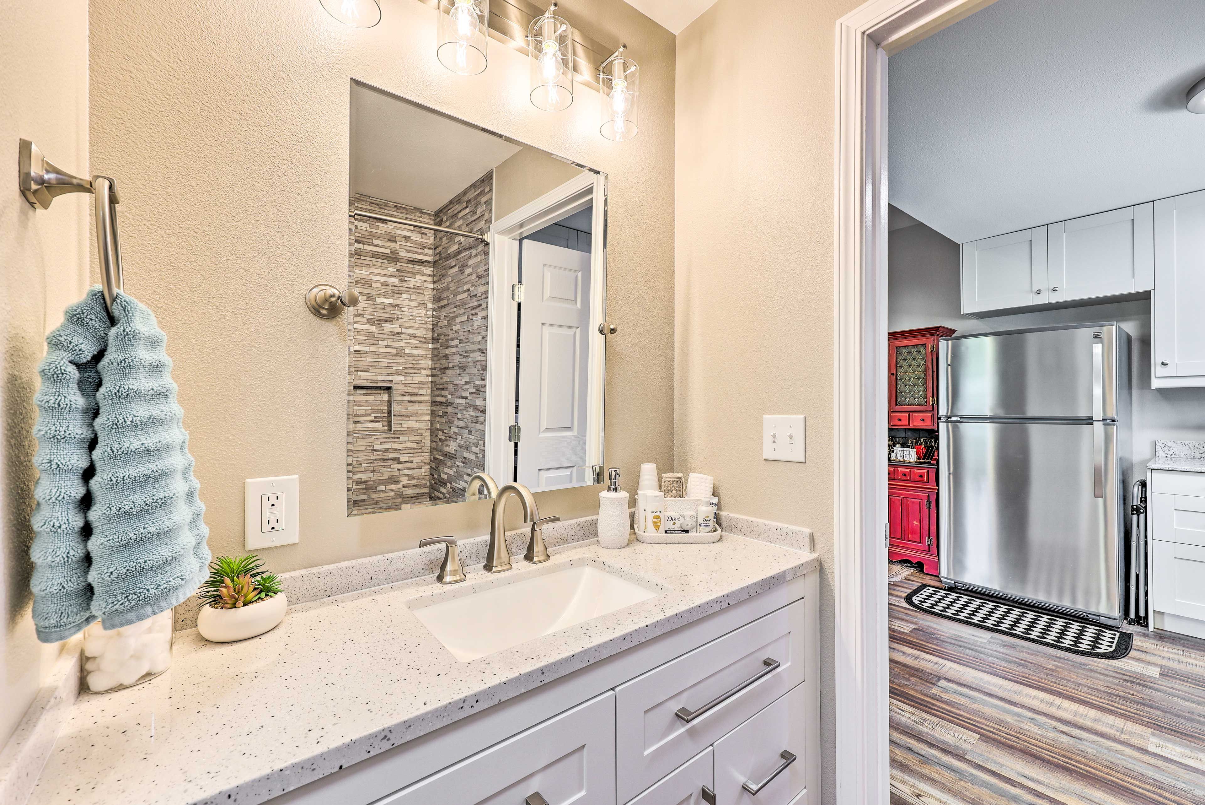 Full Bathroom | Hair Dryer