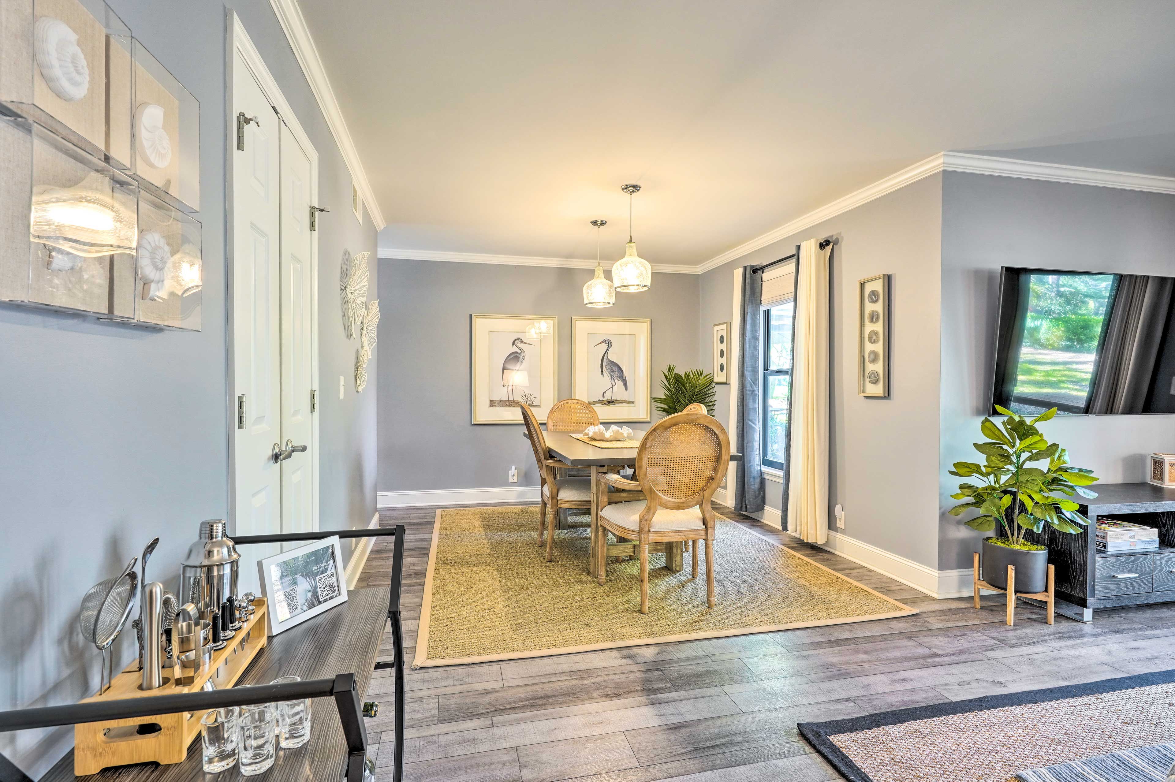Bar Cart | Dining Area