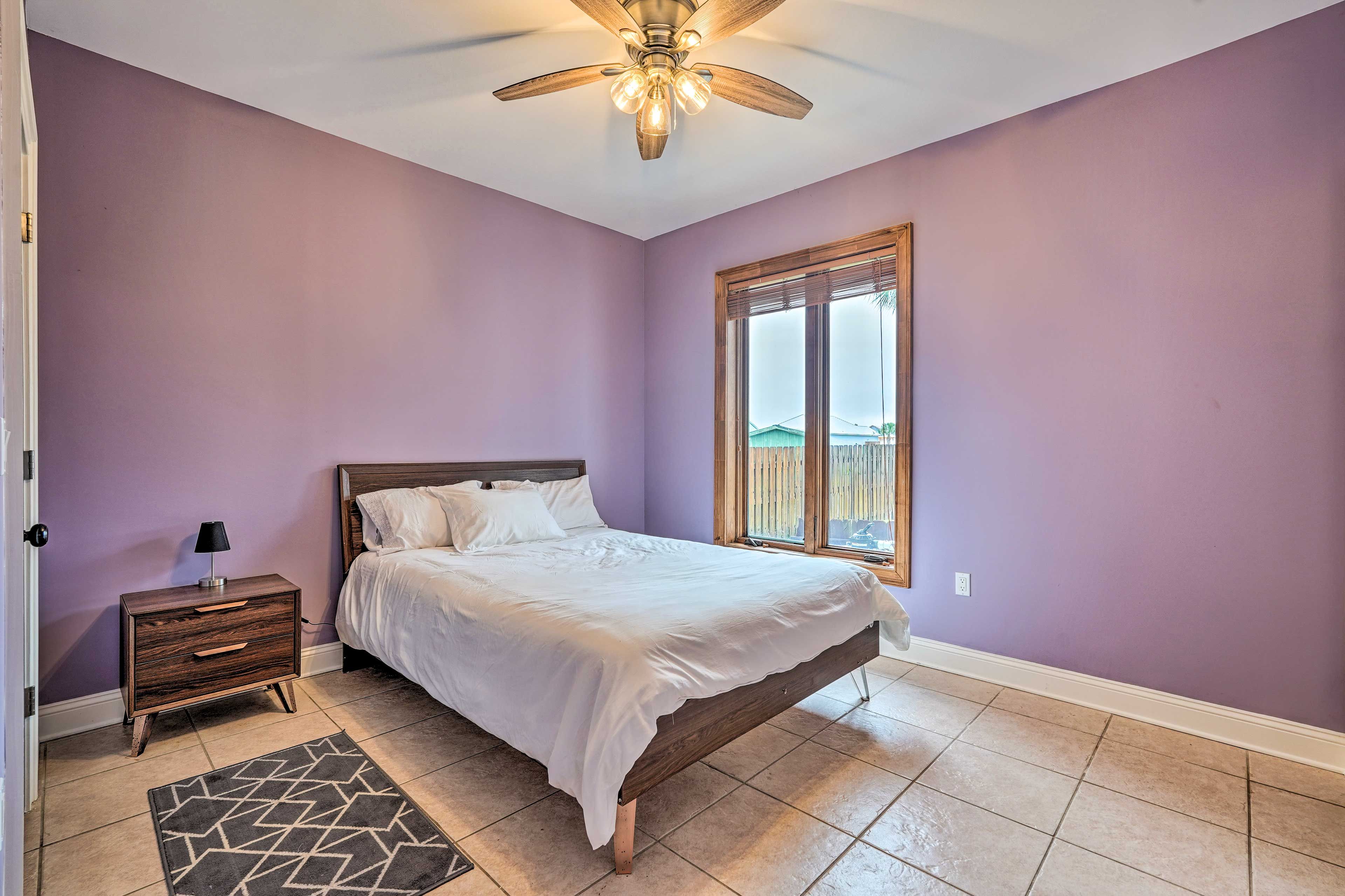 Bedroom 2 | Queen Bed | En-Suite Bathroom