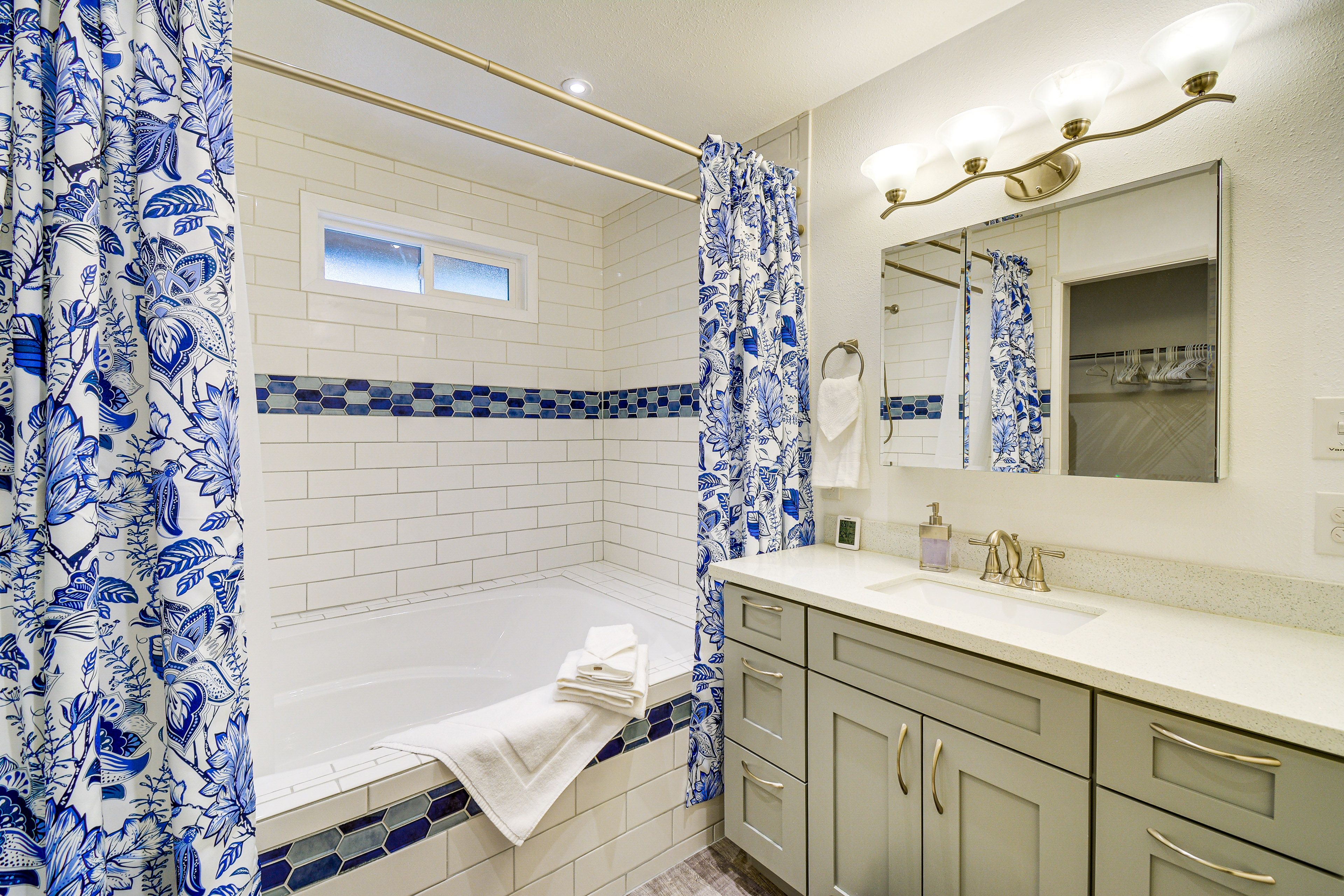 En-Suite Bathroom