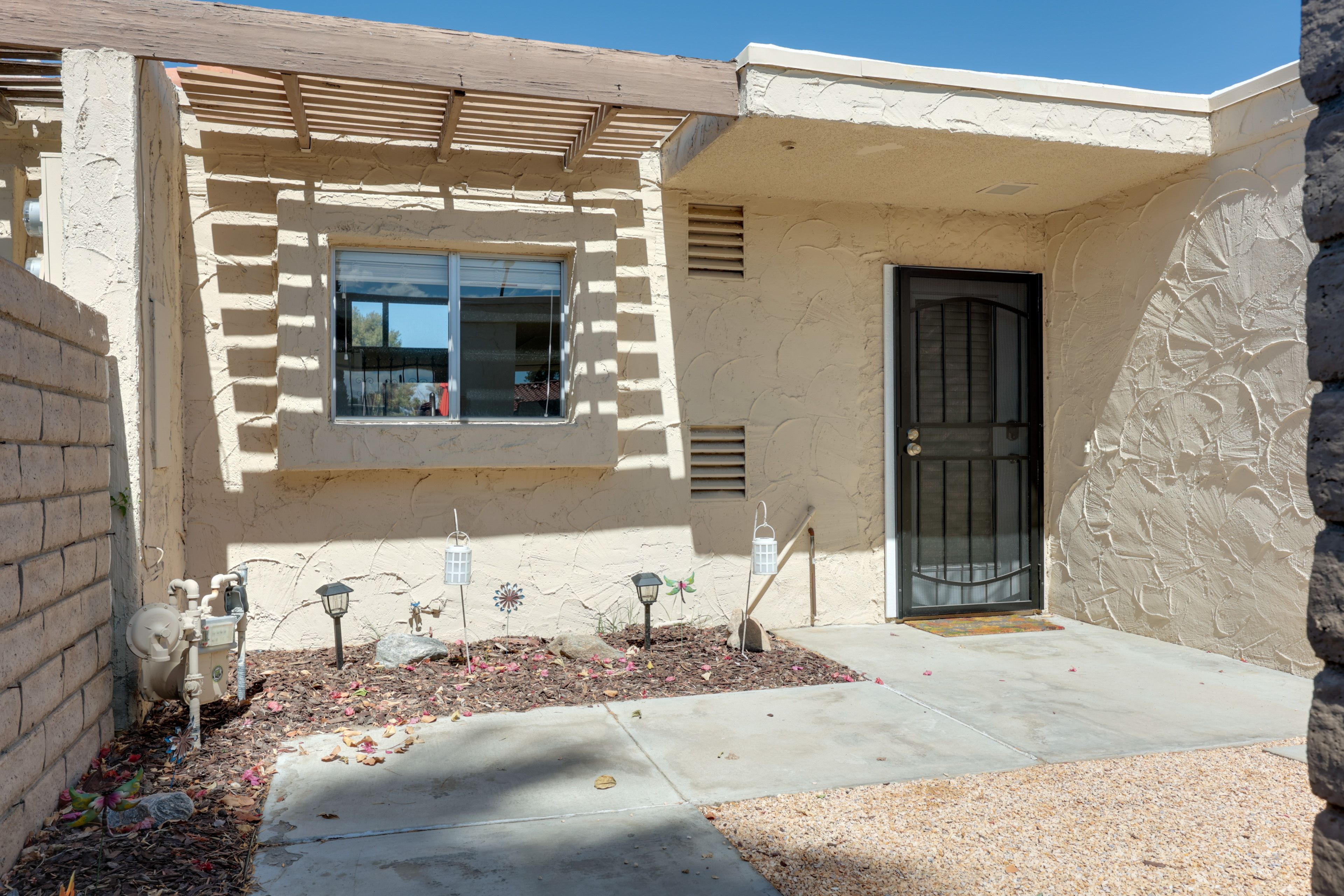 Parking | Carport (1 Vehicle) | Designated Parking Spot (1 Vehicle)