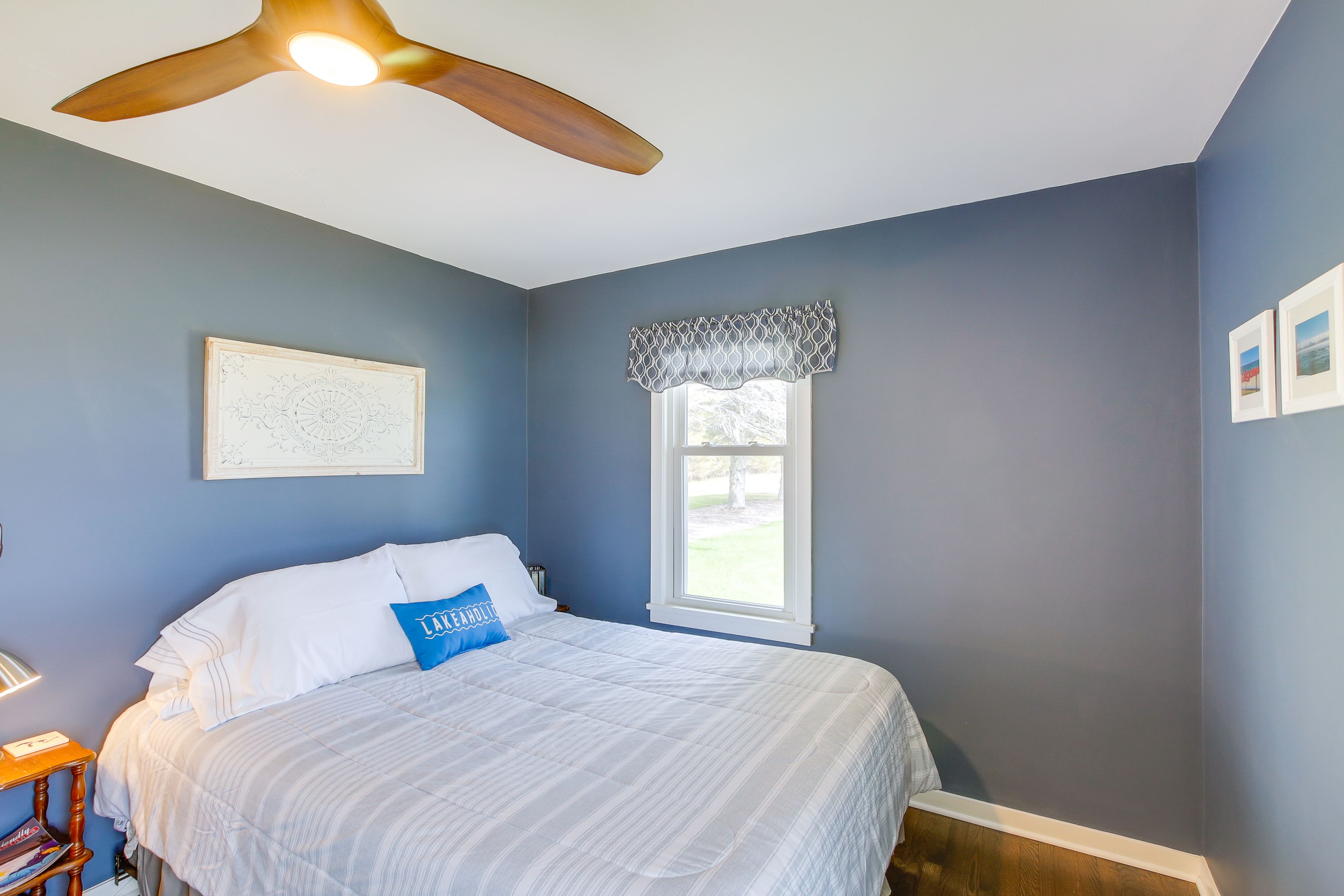 Bedroom 1 | Queen Bed | Linens Provided
