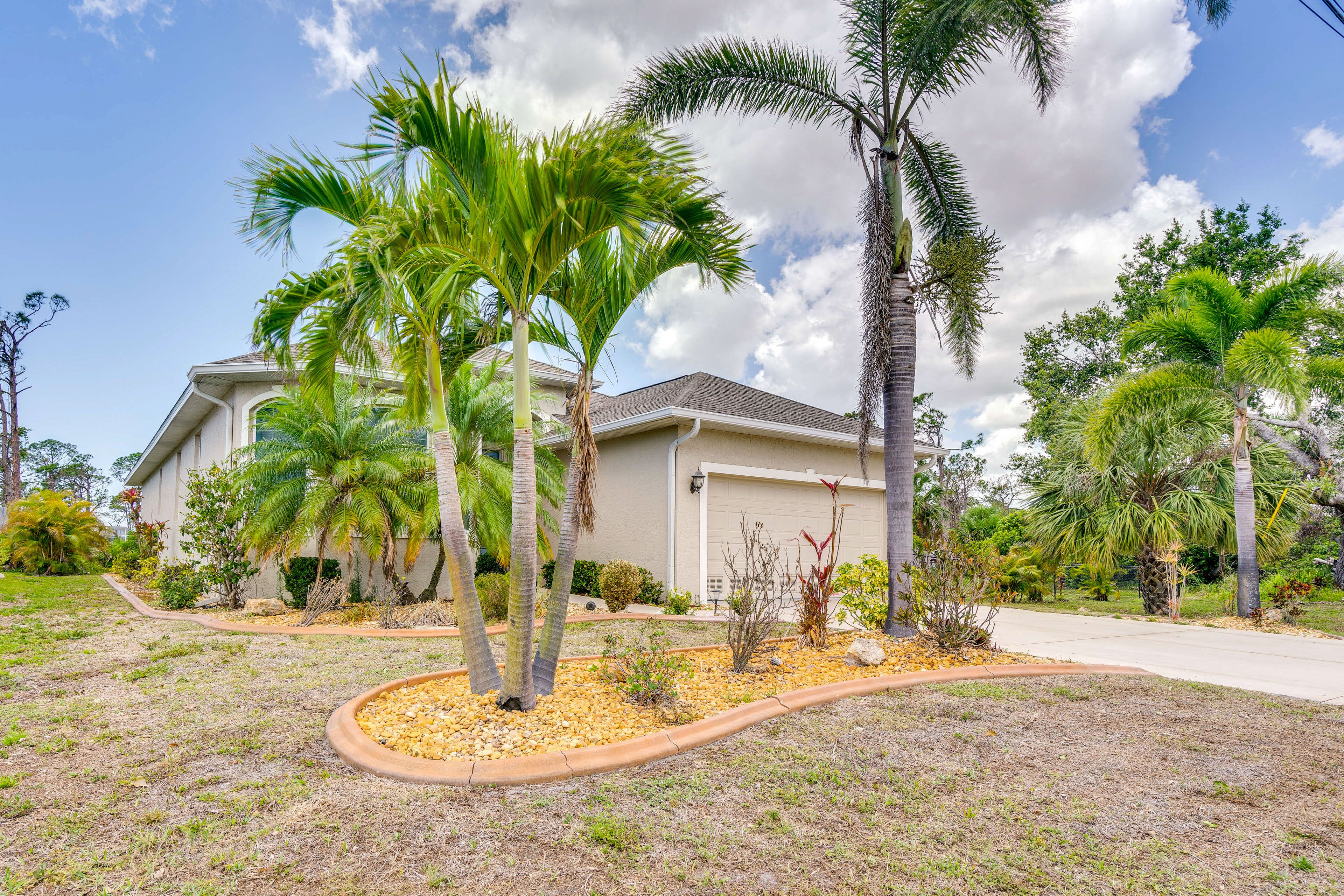 Home Exterior | Parking | Driveway (2 Vehicles) | No Garage Access