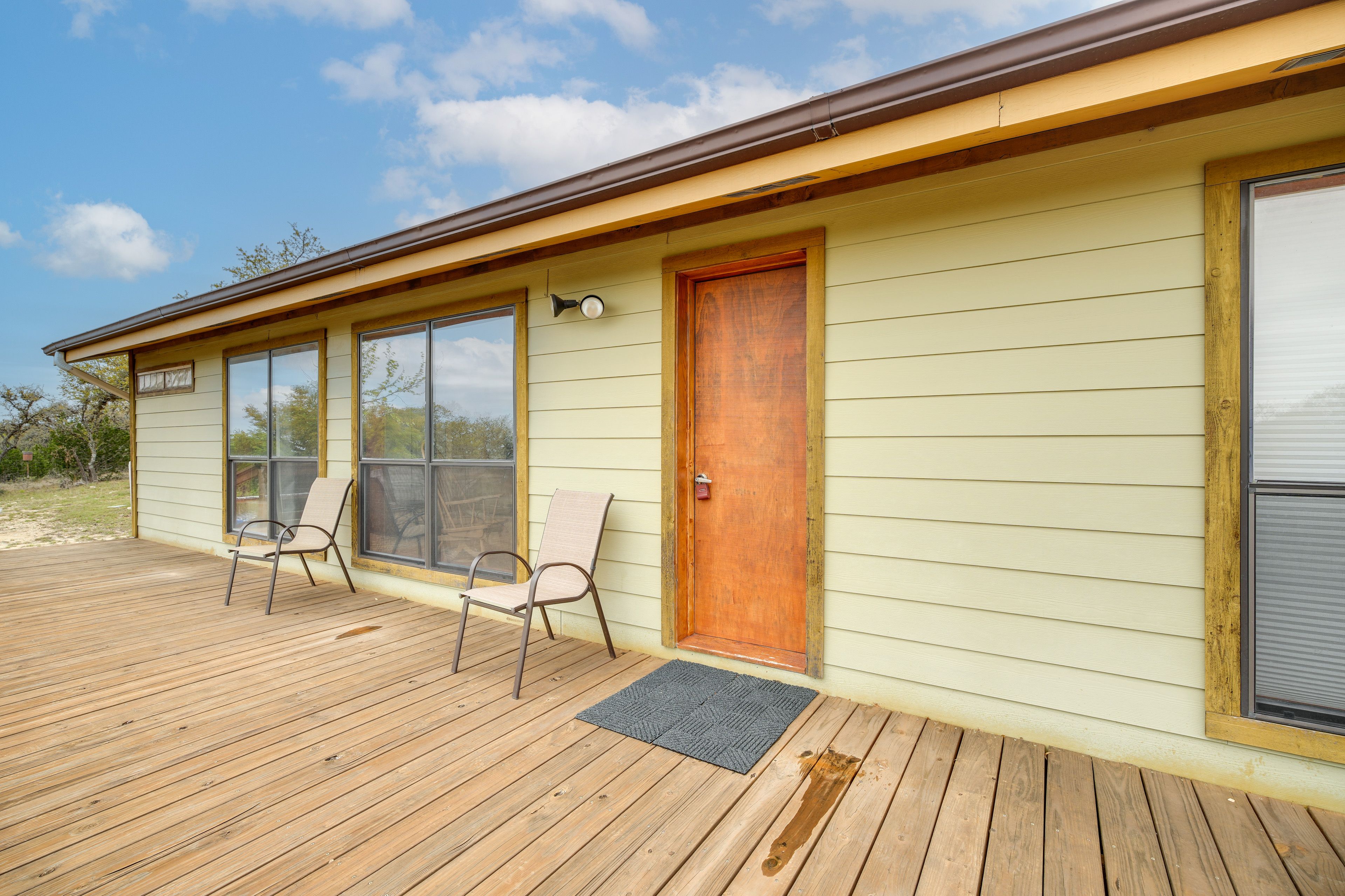 Private Deck