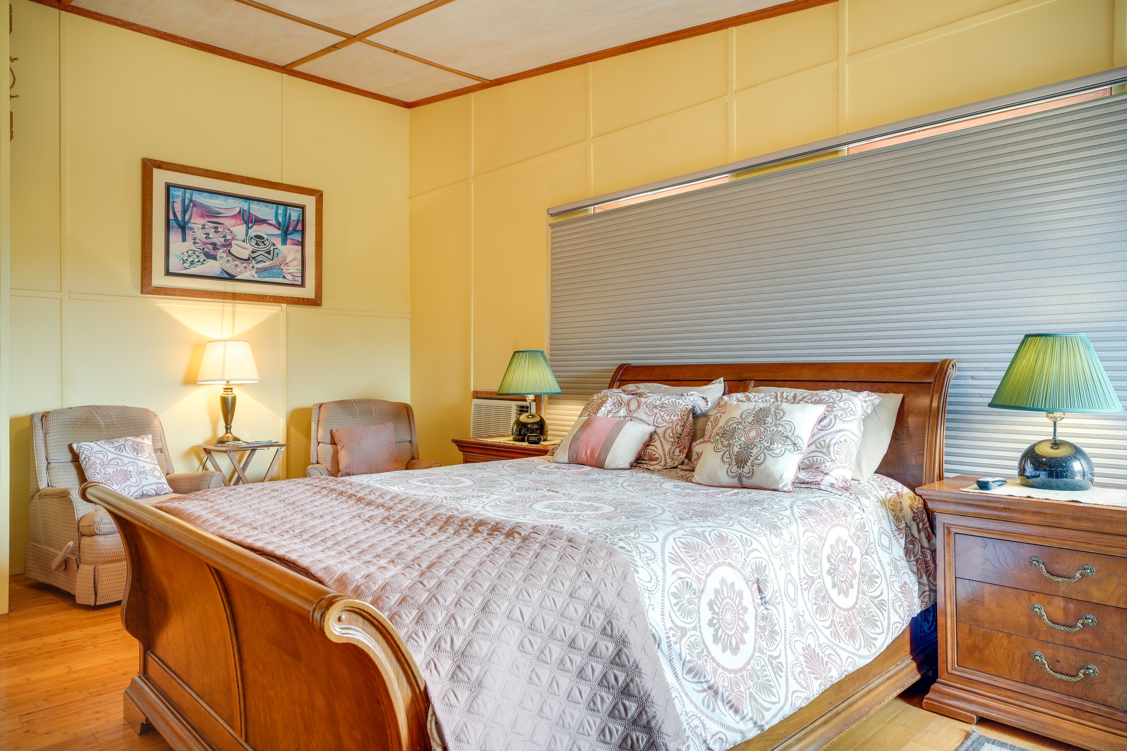 Bedroom 2 | Queen Bed