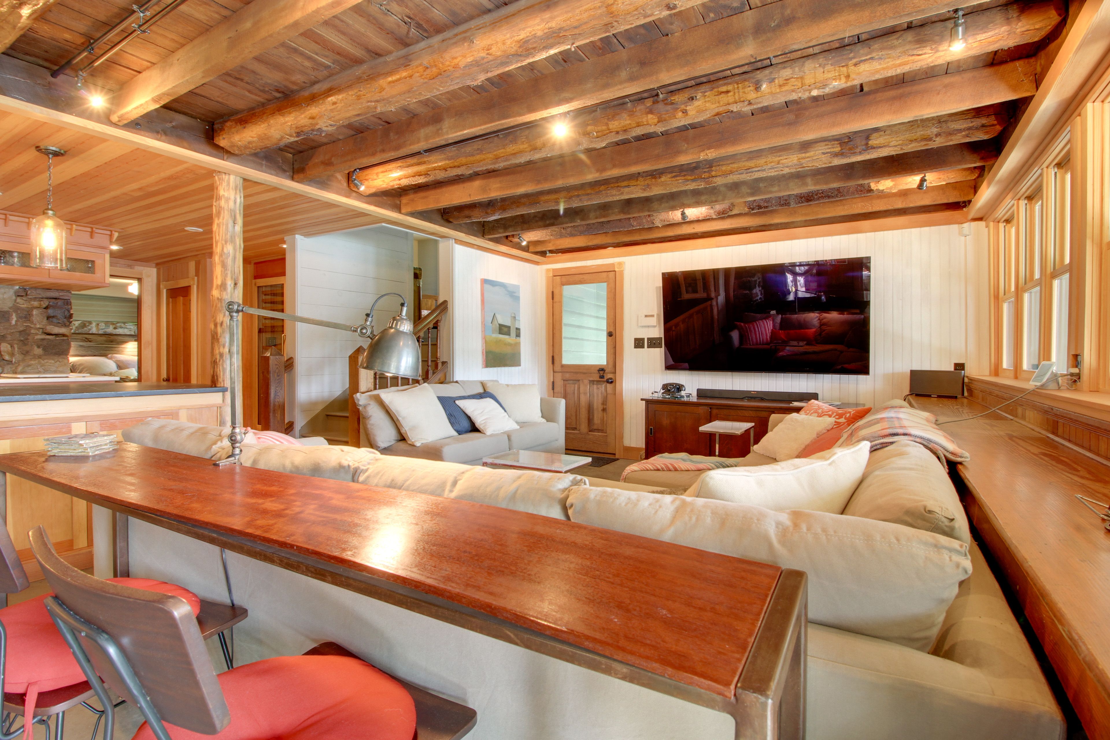 Family Room | Smart TV