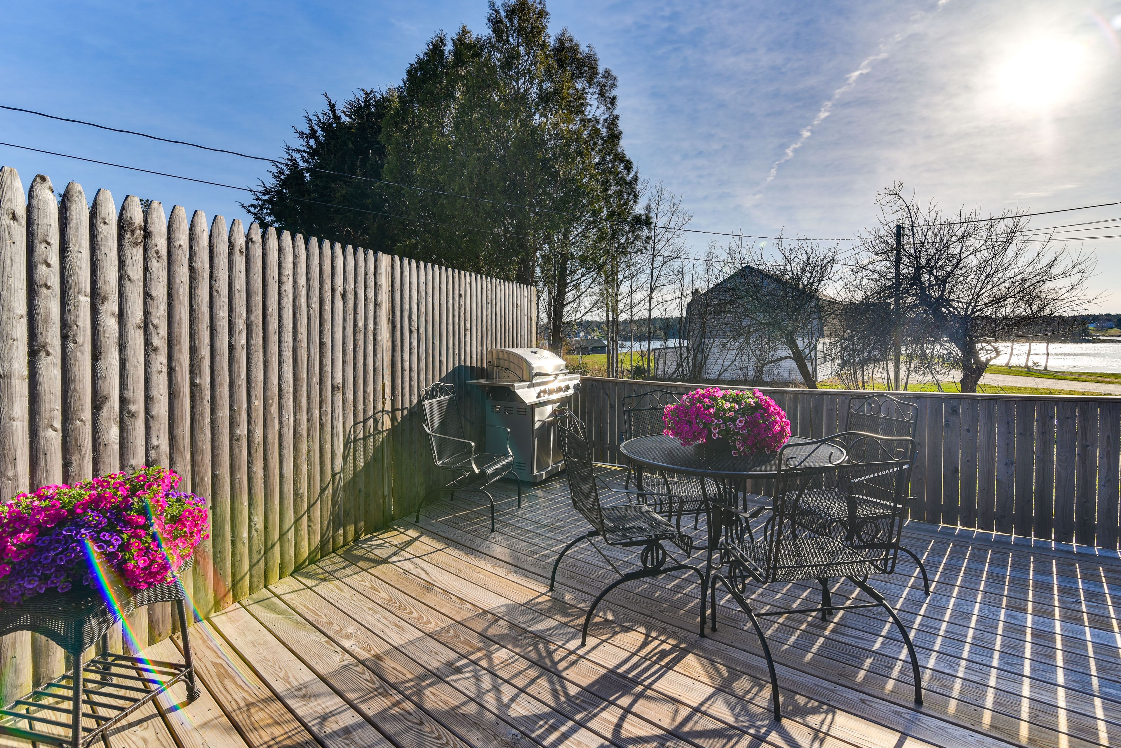 Deck | Outdoor Seating