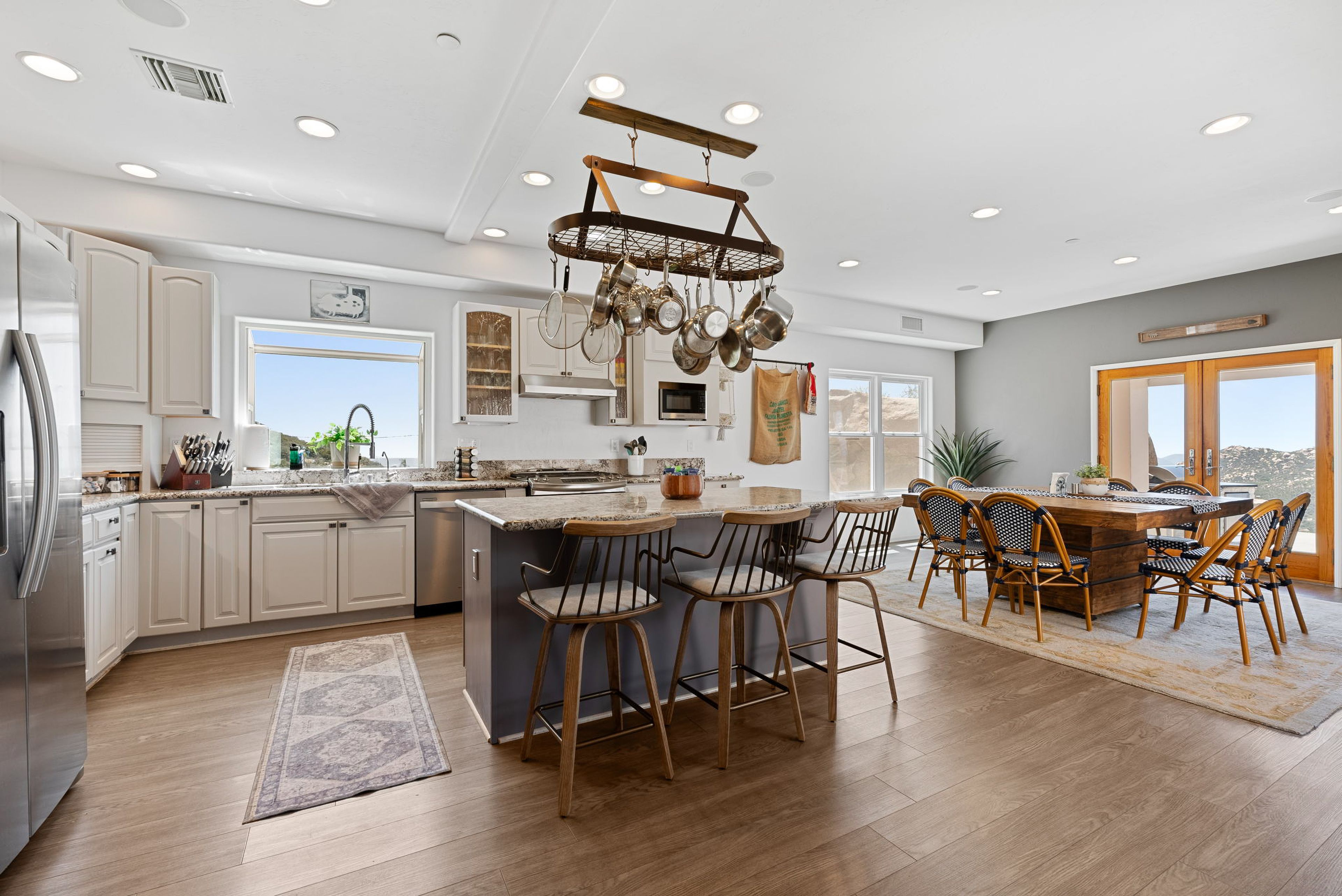 Kitchen & Dining Area | 2-Story Home