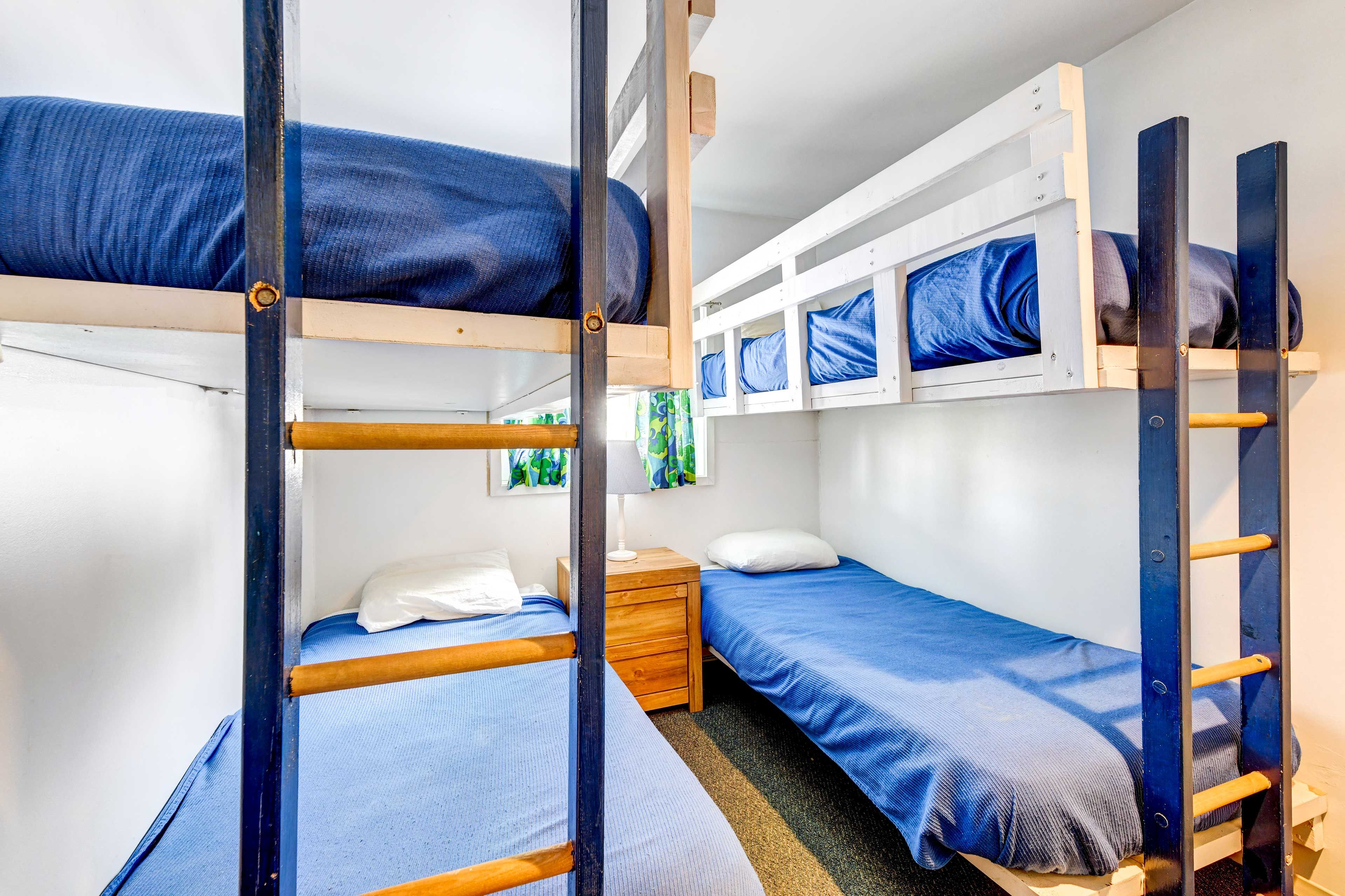 Bedroom 2 | 2 Twin Bunk Beds