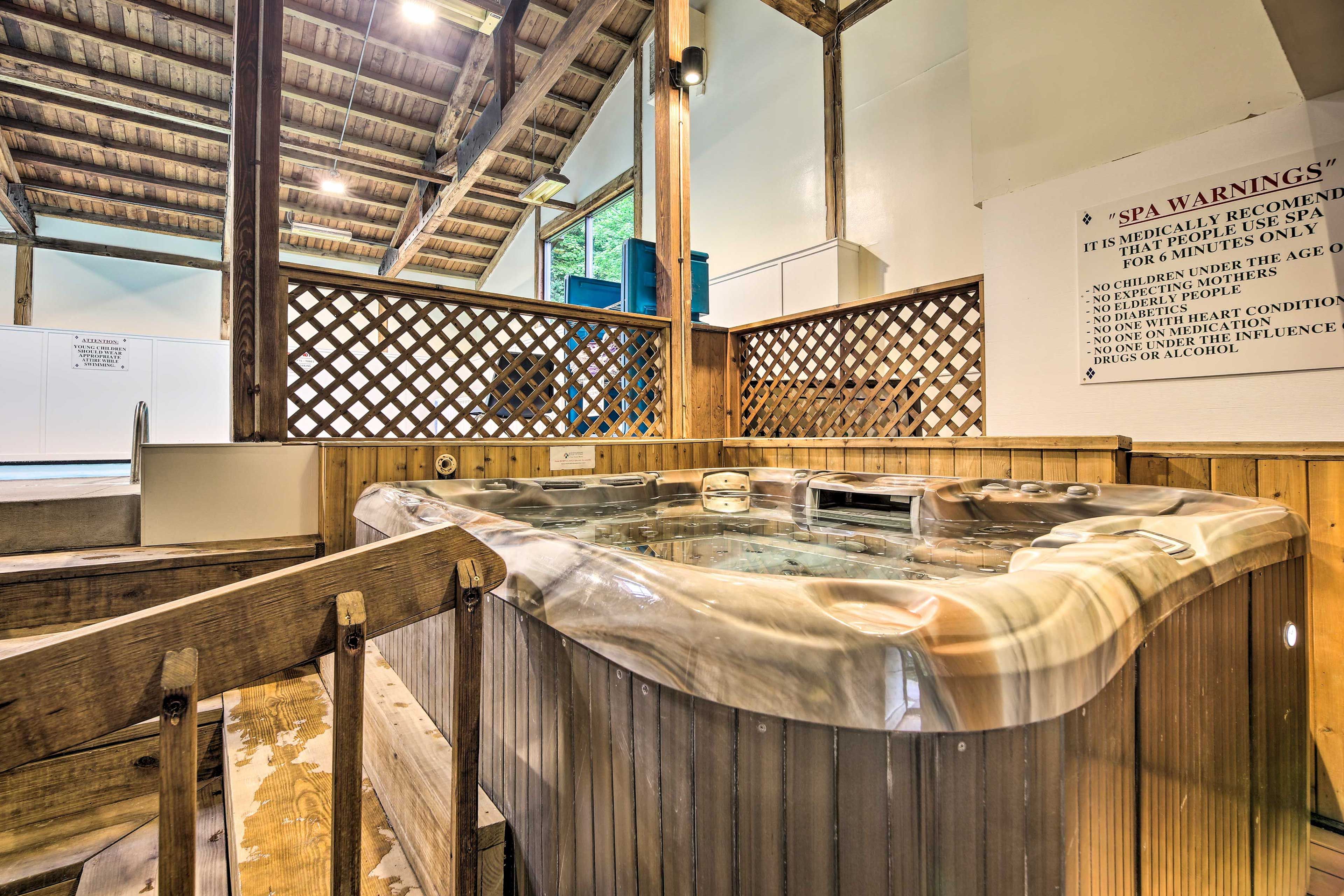 Community Pool & Hot Tub Area
