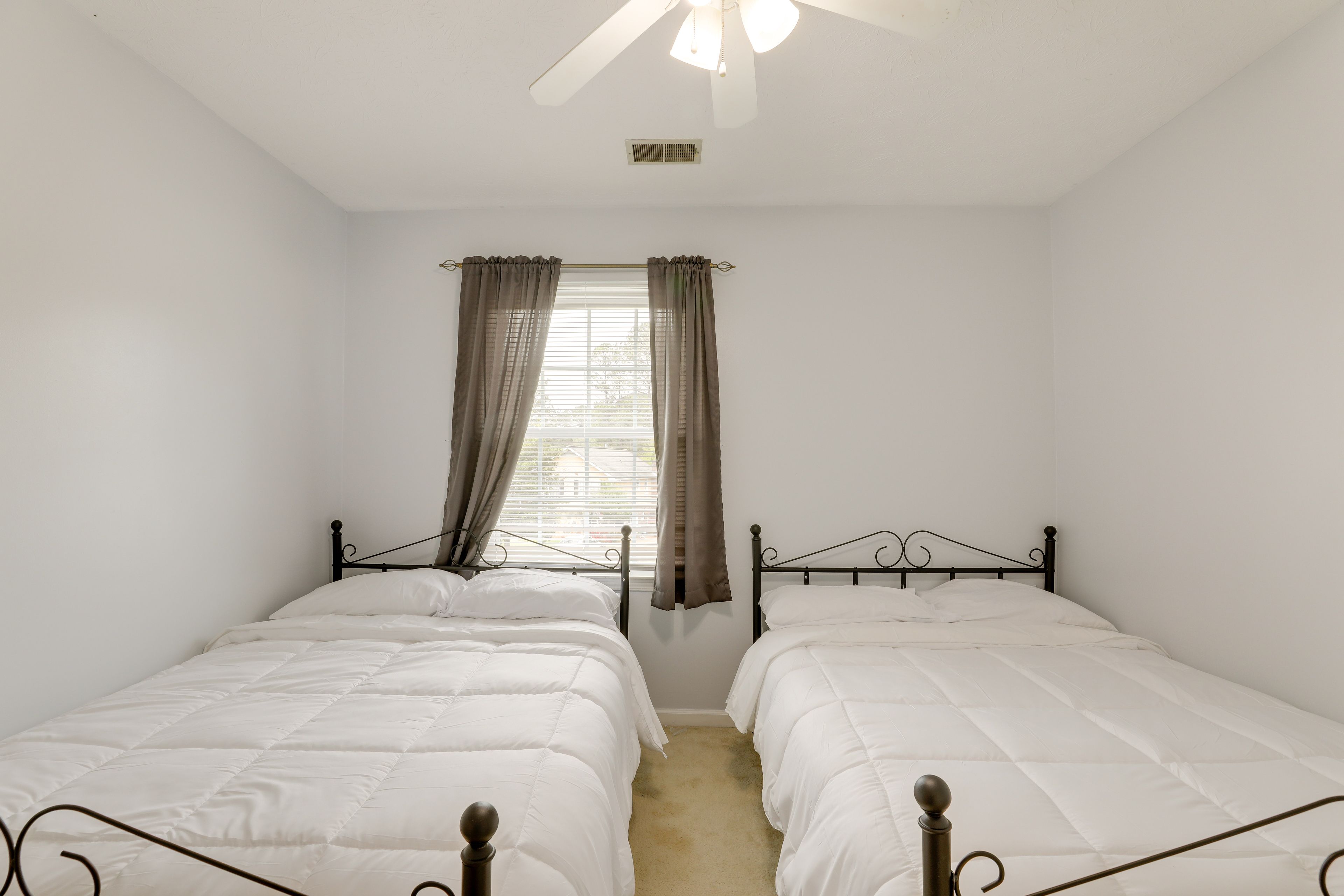 Bedroom 3 | 2 Full Beds
