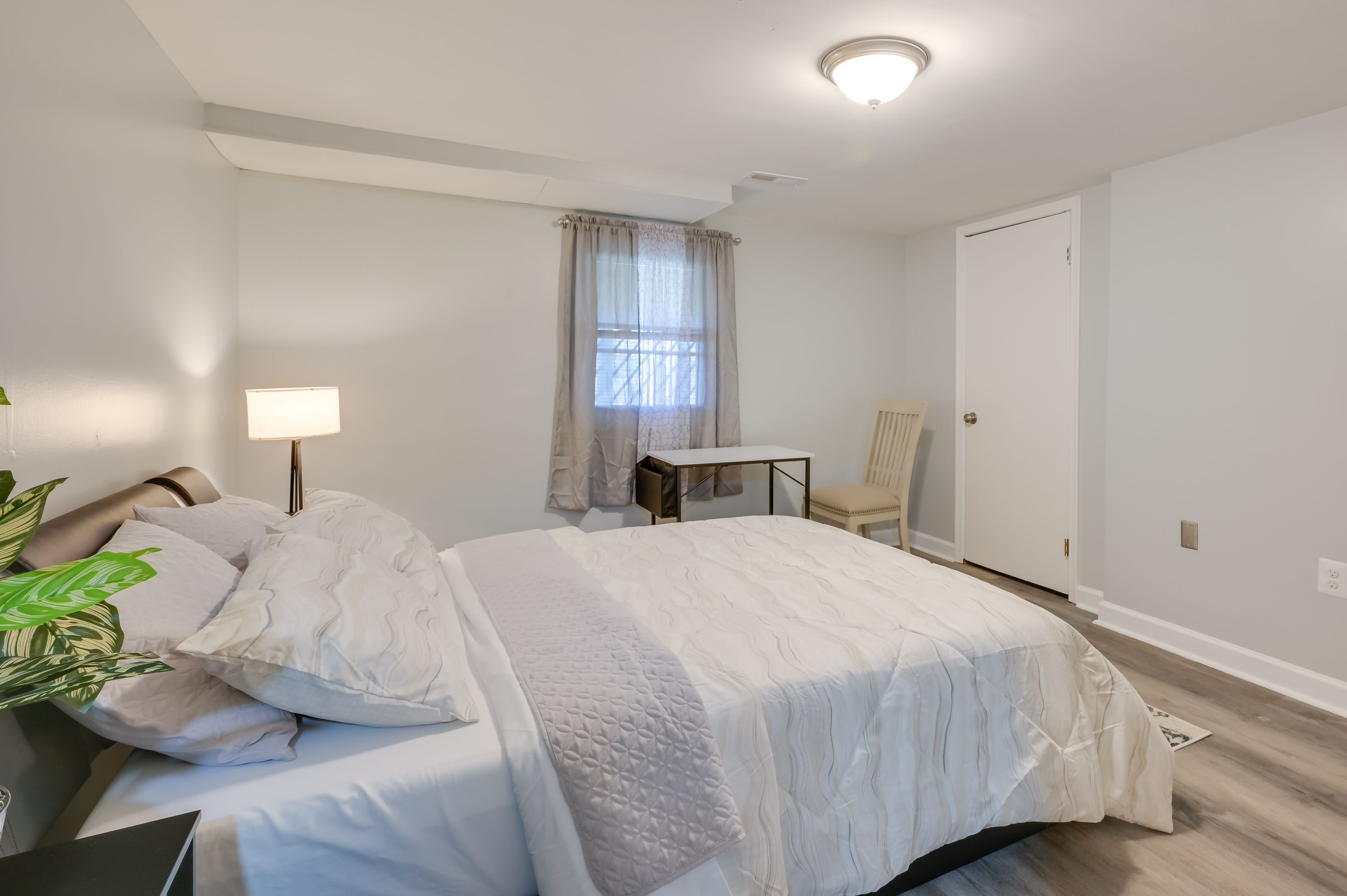 Bedroom 5 | Queen Bed | Laptop Workspace | Basement