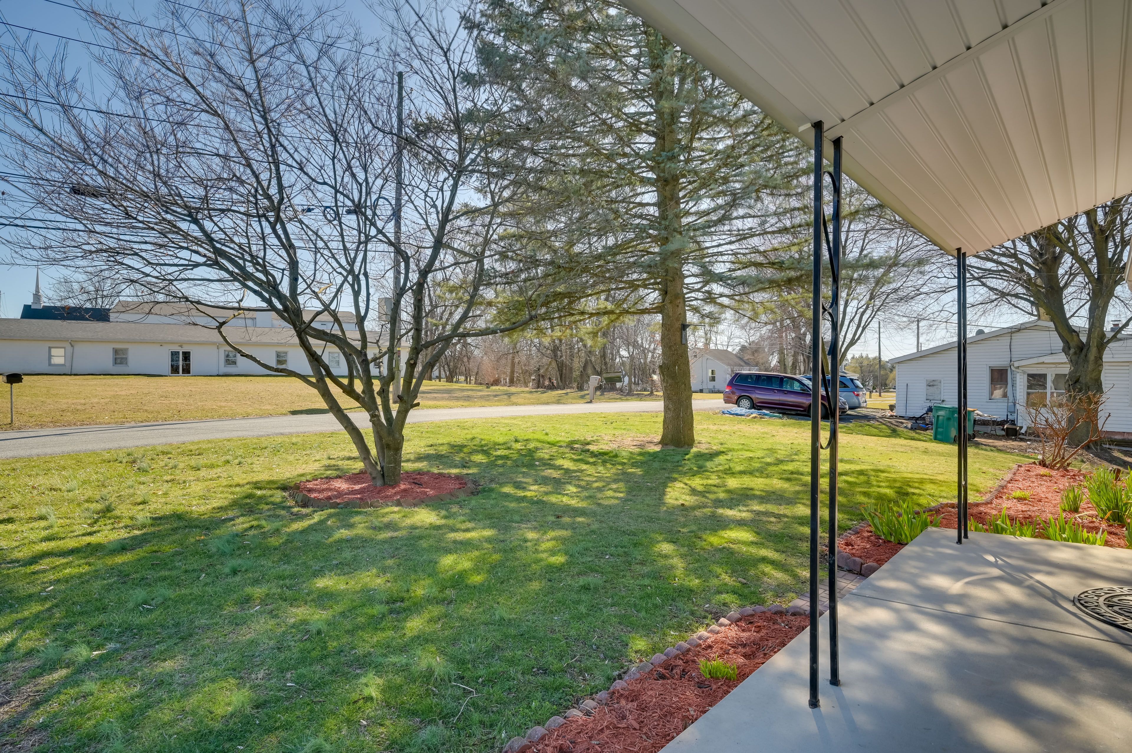 House Exterior | Covered Porch