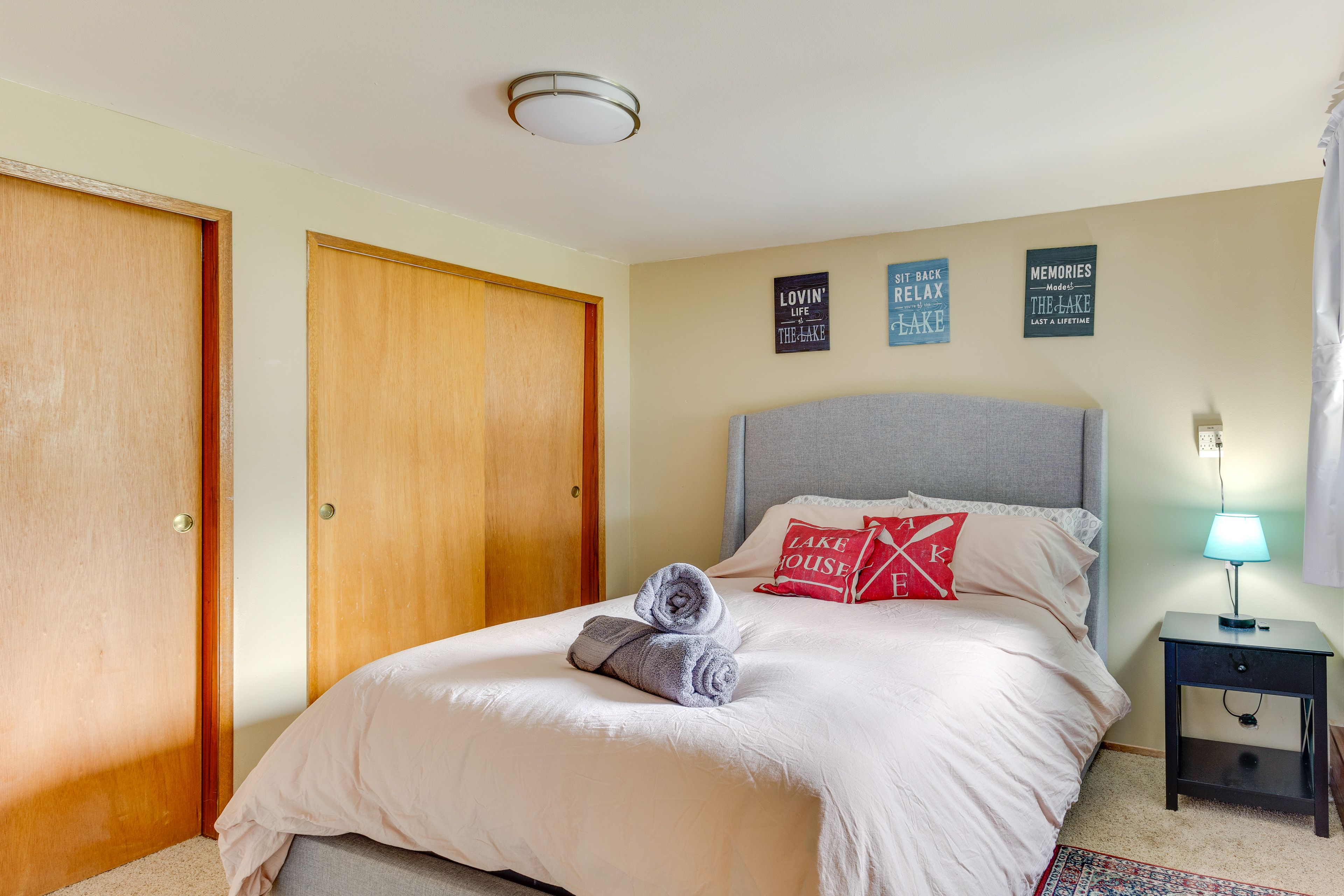Bedroom 3 | Queen Bed