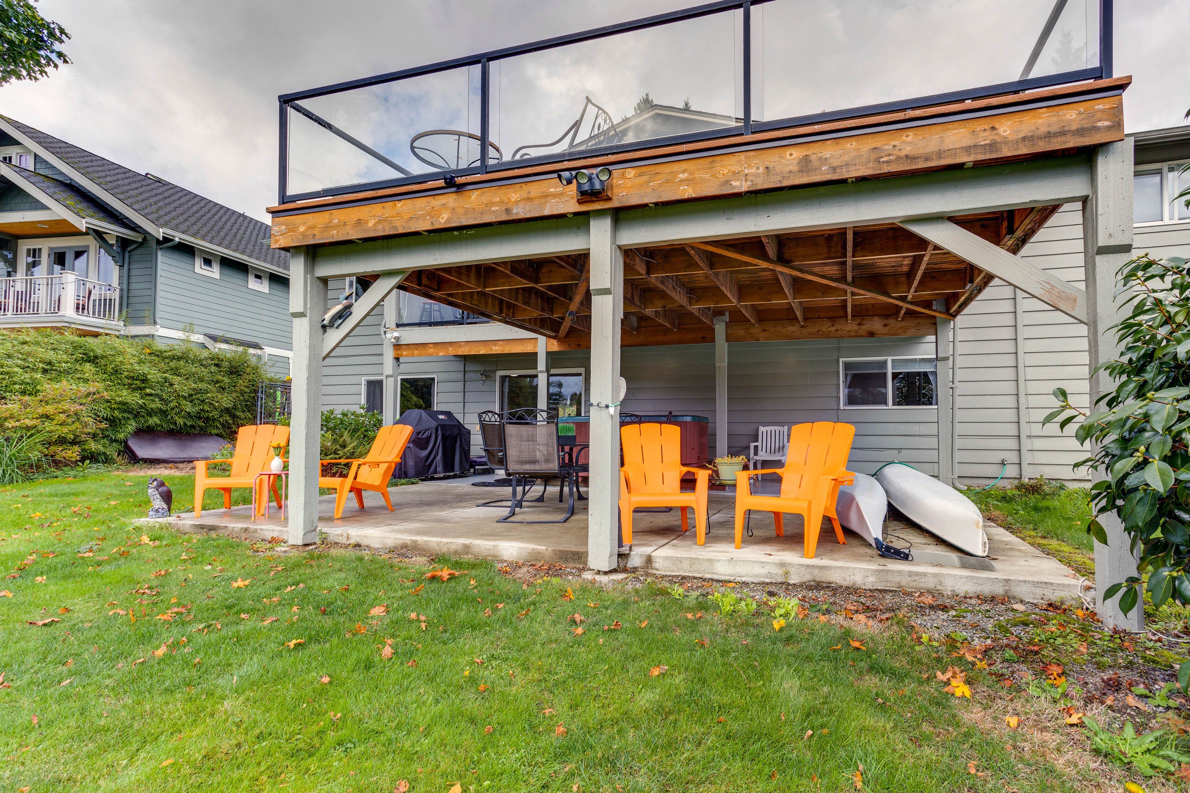 Covered Patio | Gas Grill | Outdoor Dining | Hot Tub Not Available