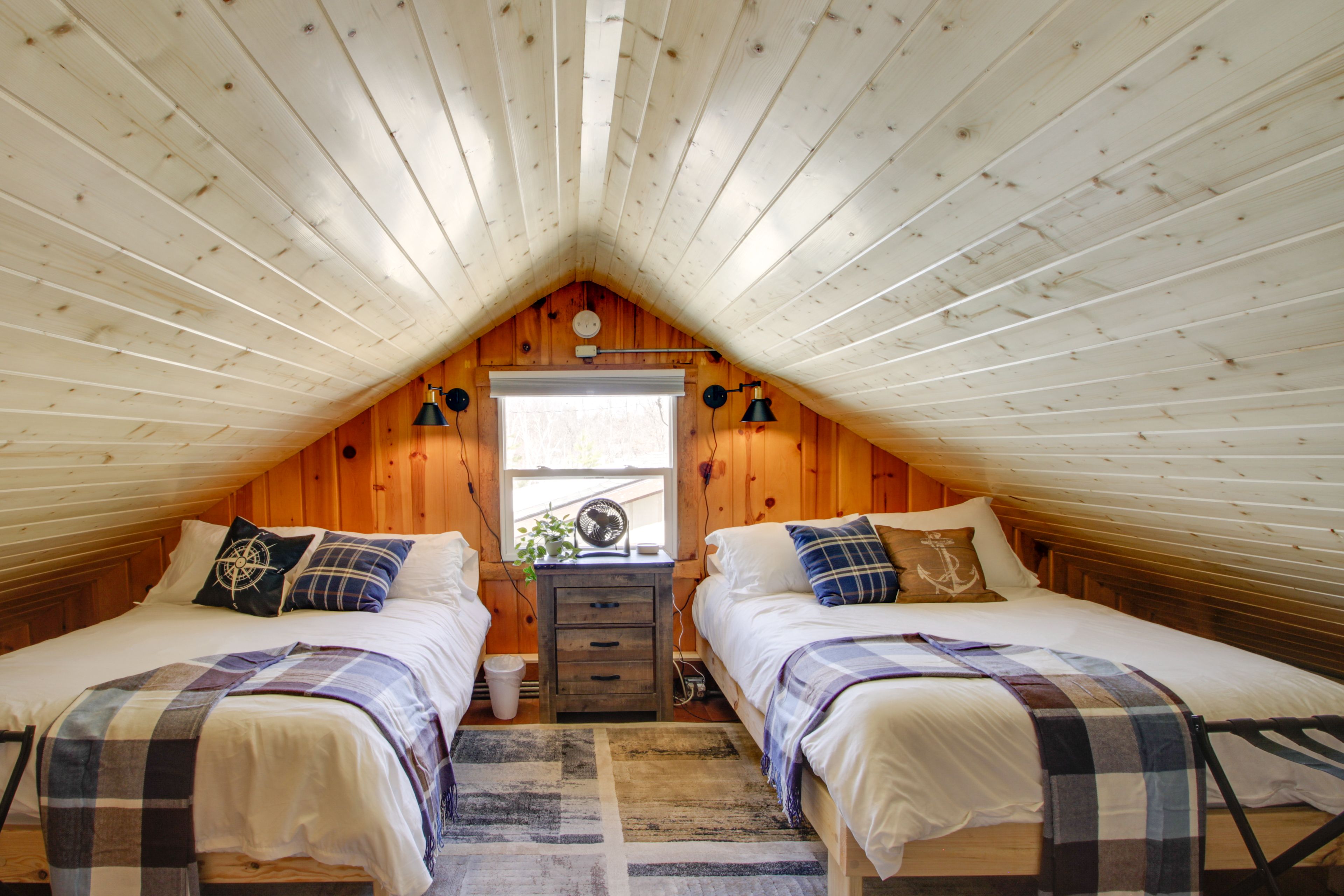 Bedroom 3 | 2 Full Beds