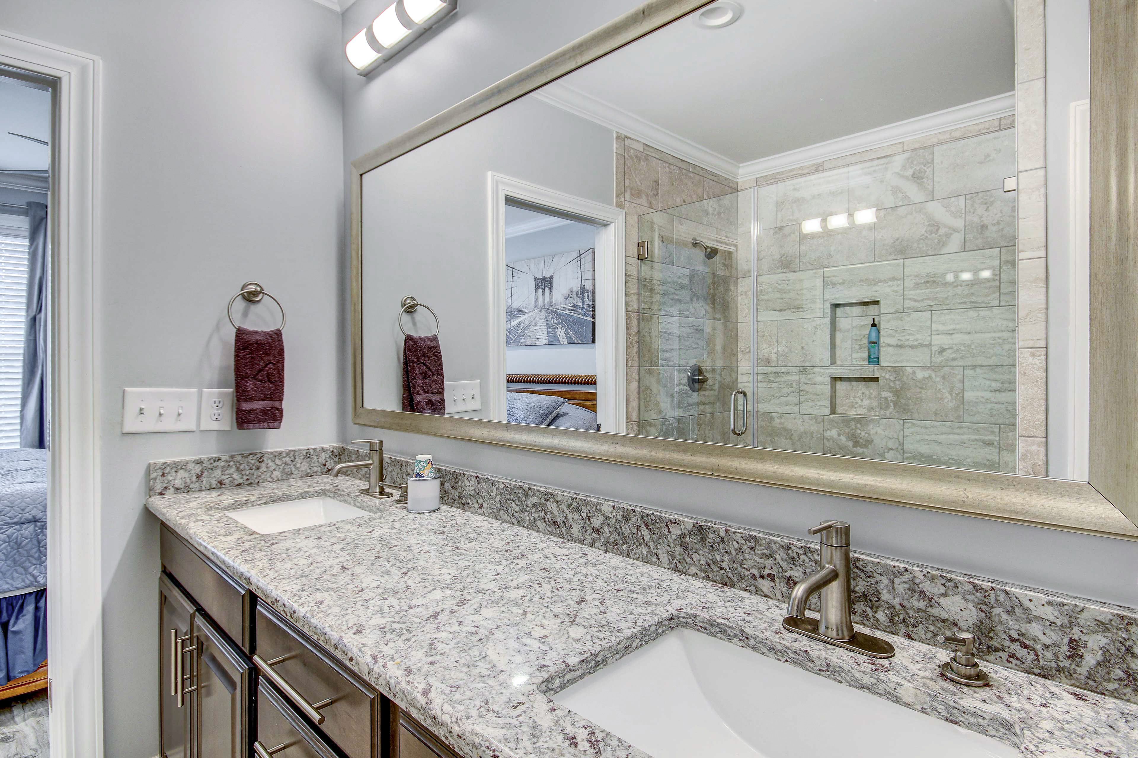 En-Suite Bathroom | Towels Provided