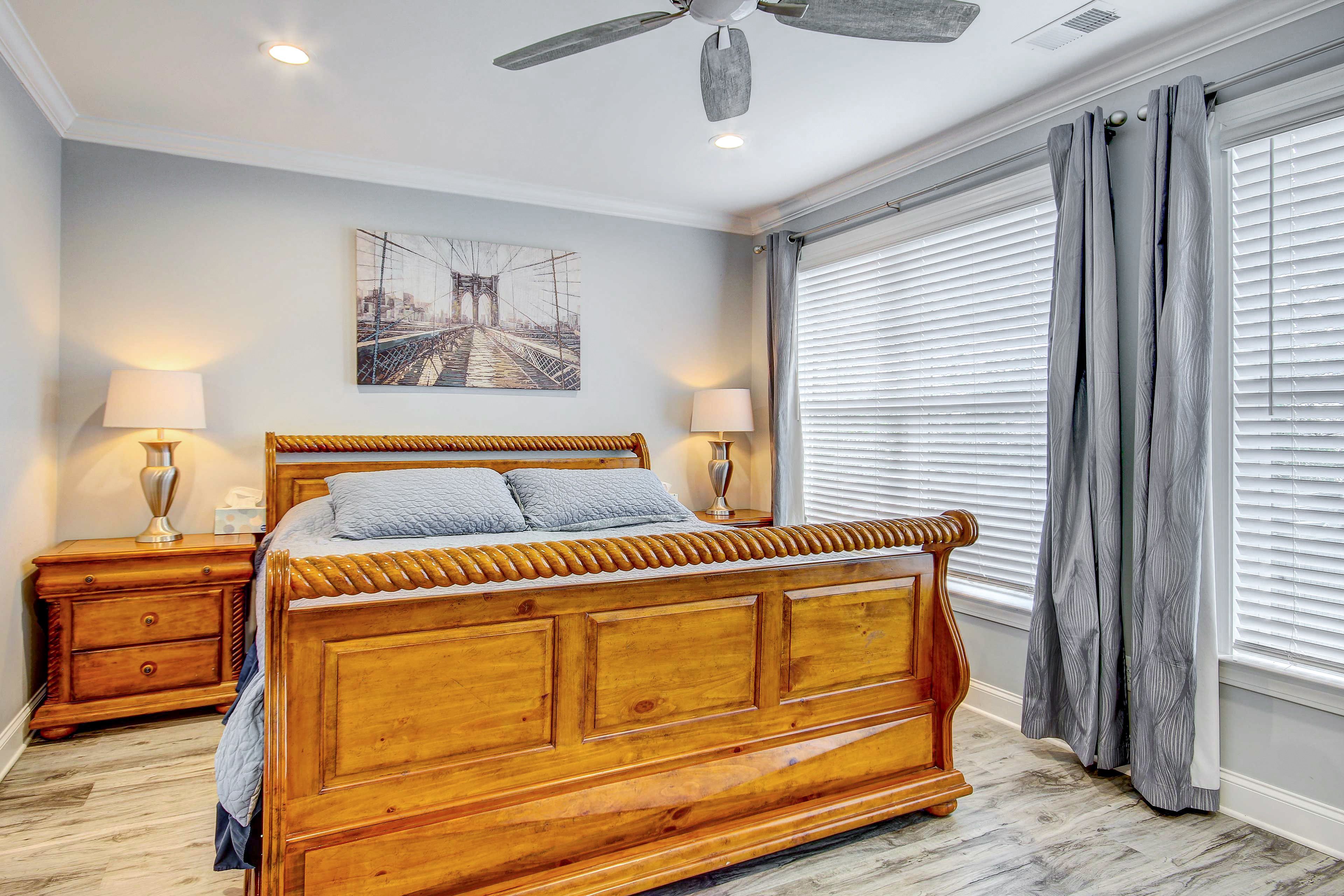 Bedroom 1 | King Bed | En-Suite Bathroom