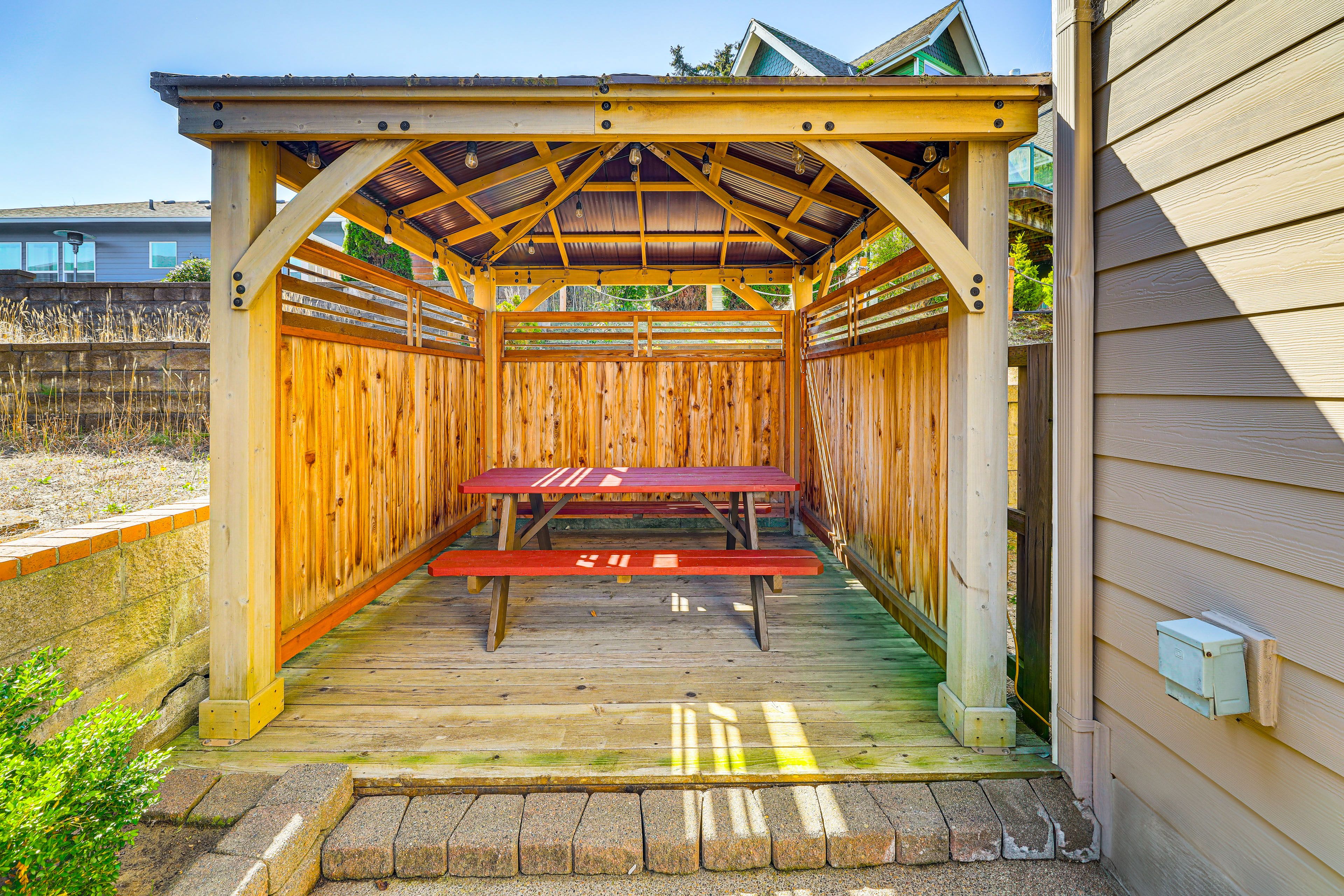 Outdoor Dining Area