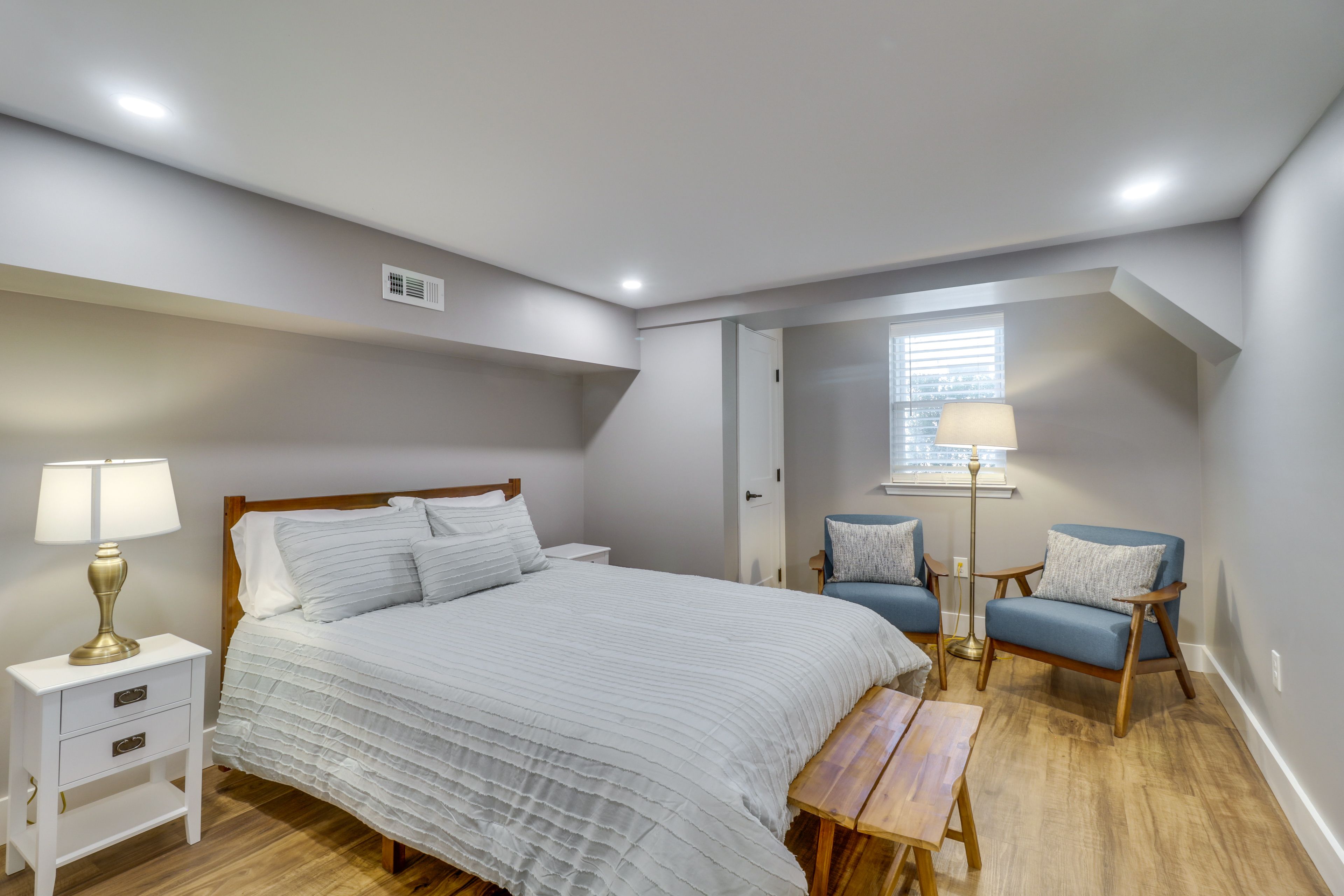 Bedroom 4 | Lower Level | Queen Bed
