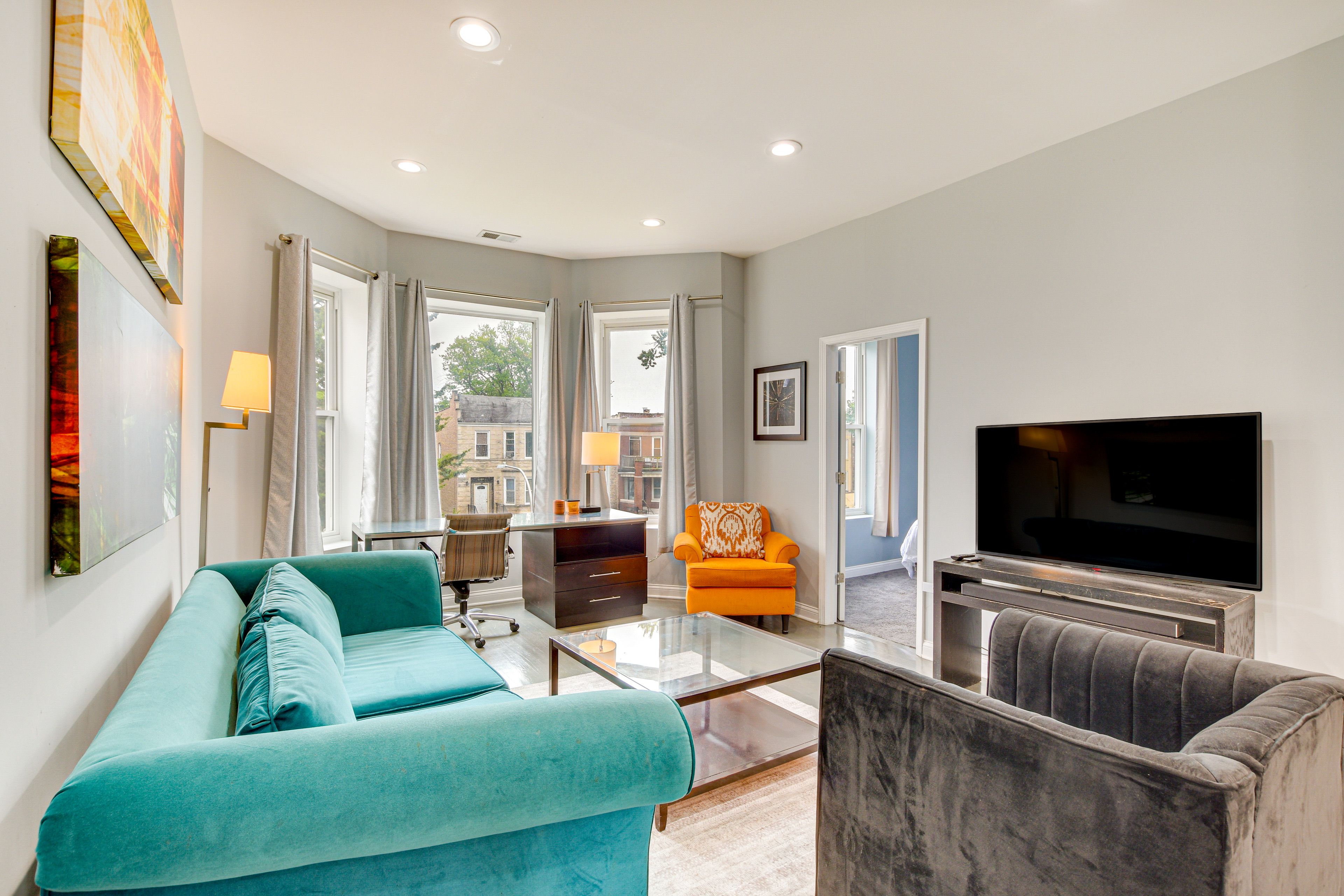 Living Room | Keyless Entry