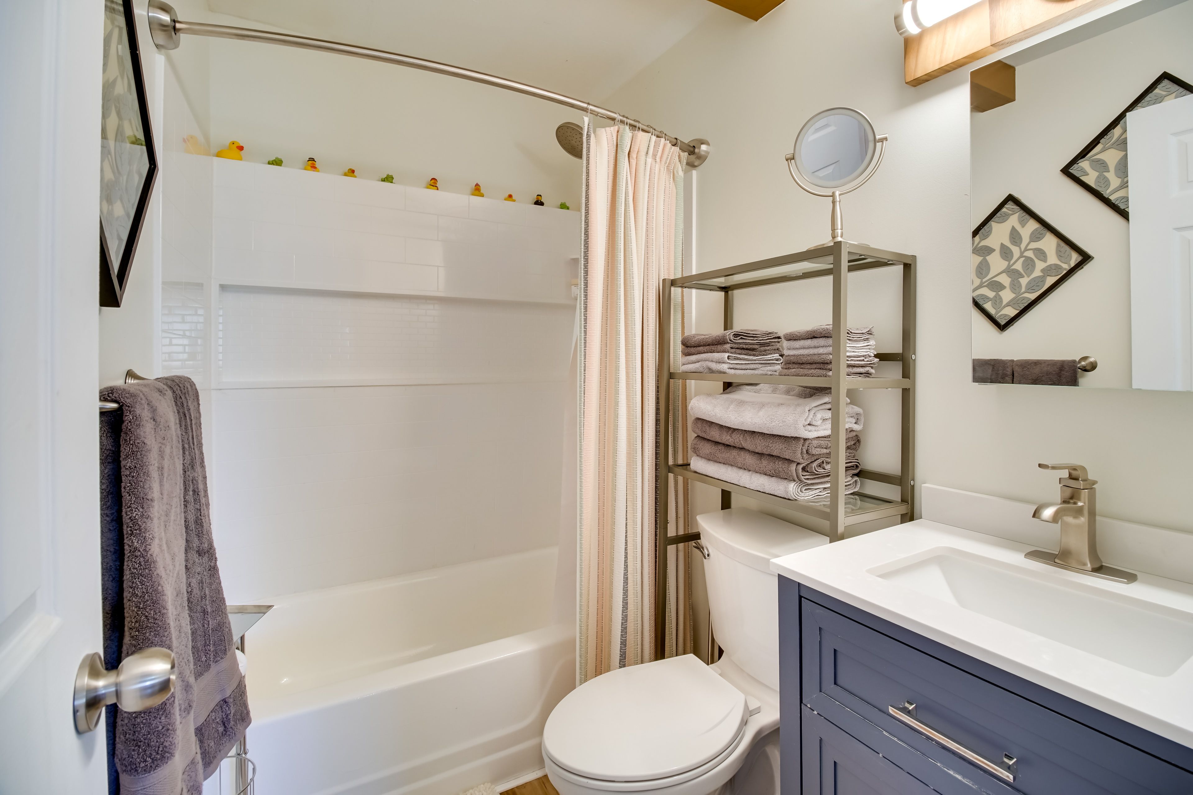 Bathroom | Towels Provided
