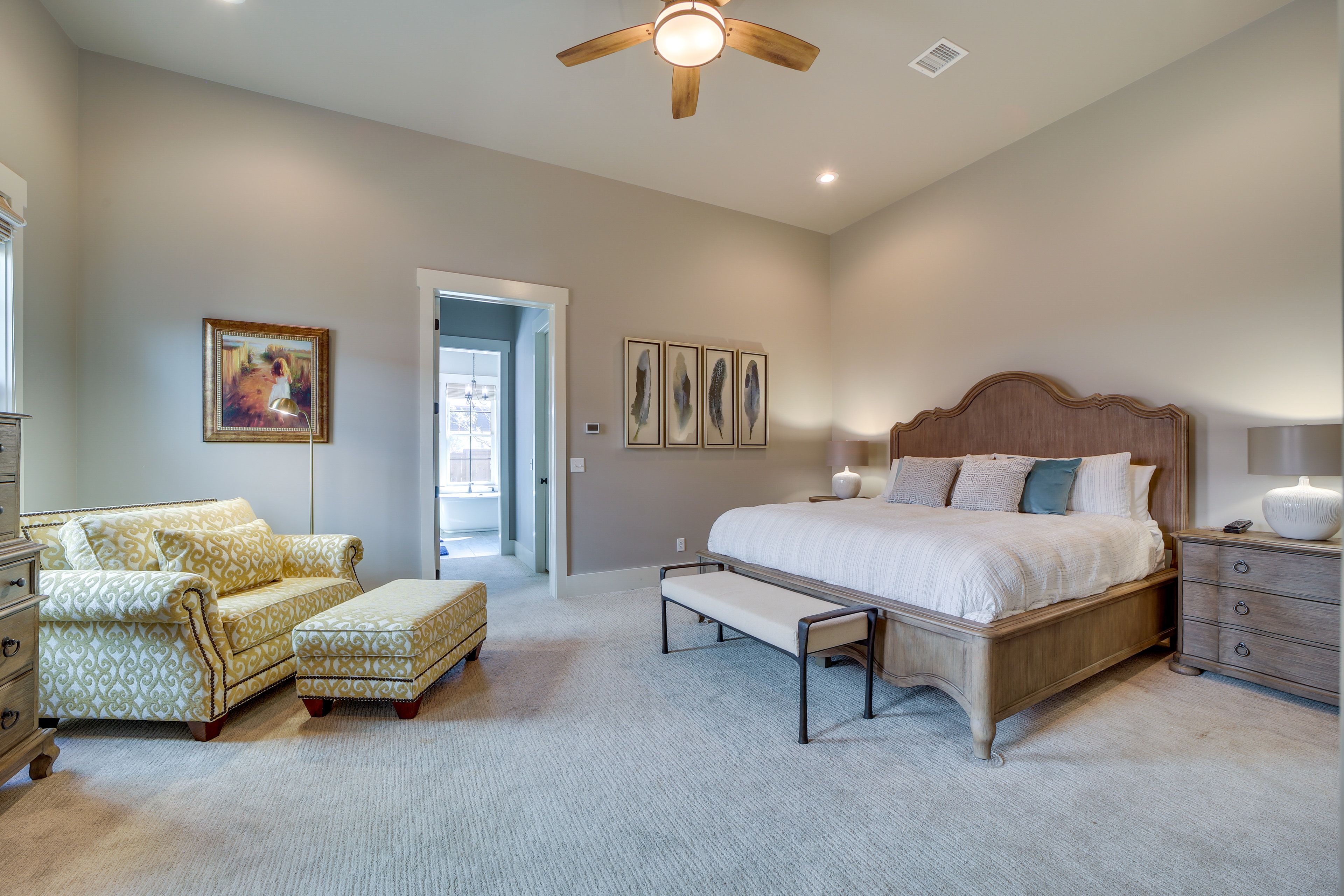 Bedroom 1 | King Bed | En-Suite Bathroom