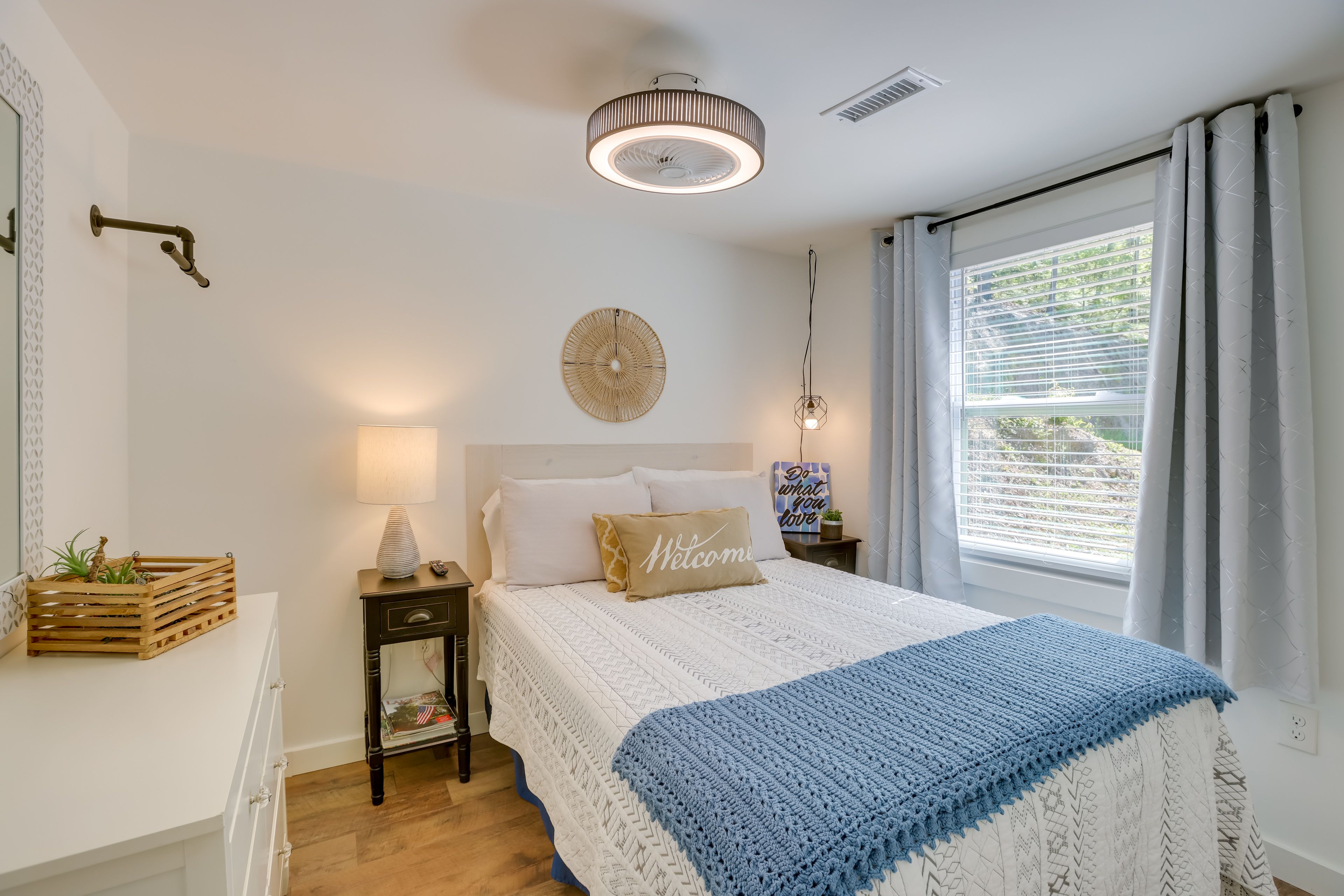 Bedroom 2 | Full Bed