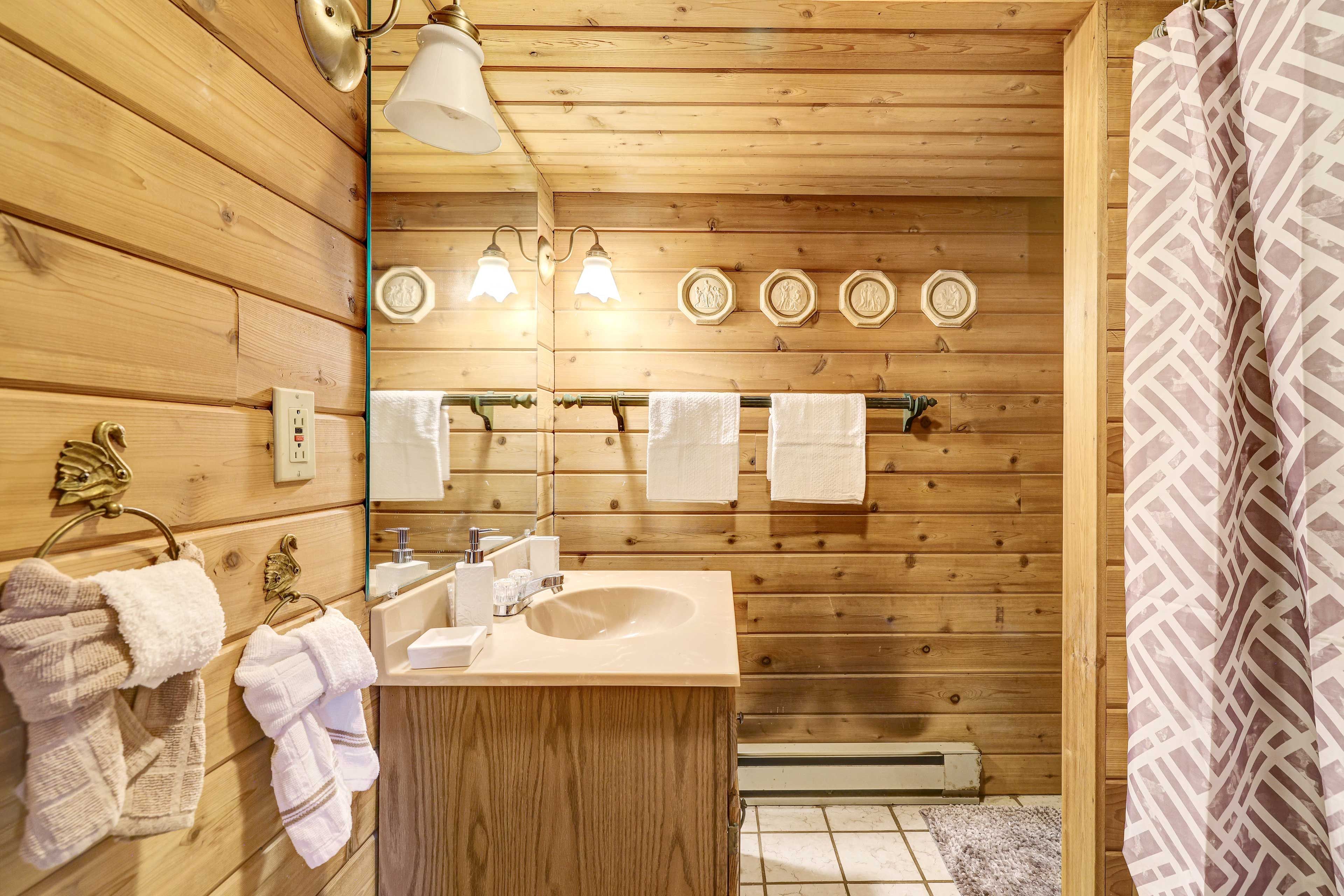 Full Bathroom
