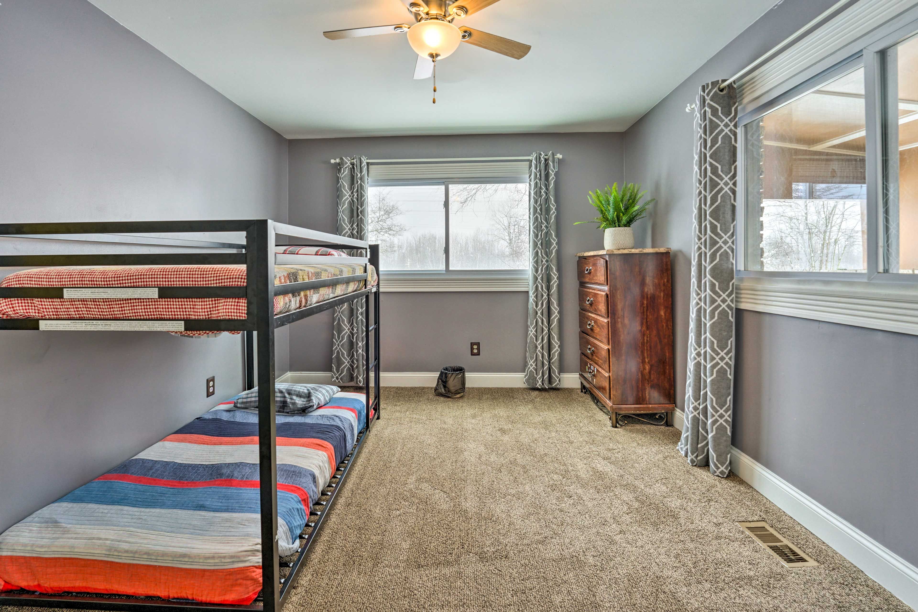 Bedroom 4 | Twin Bunk Bed