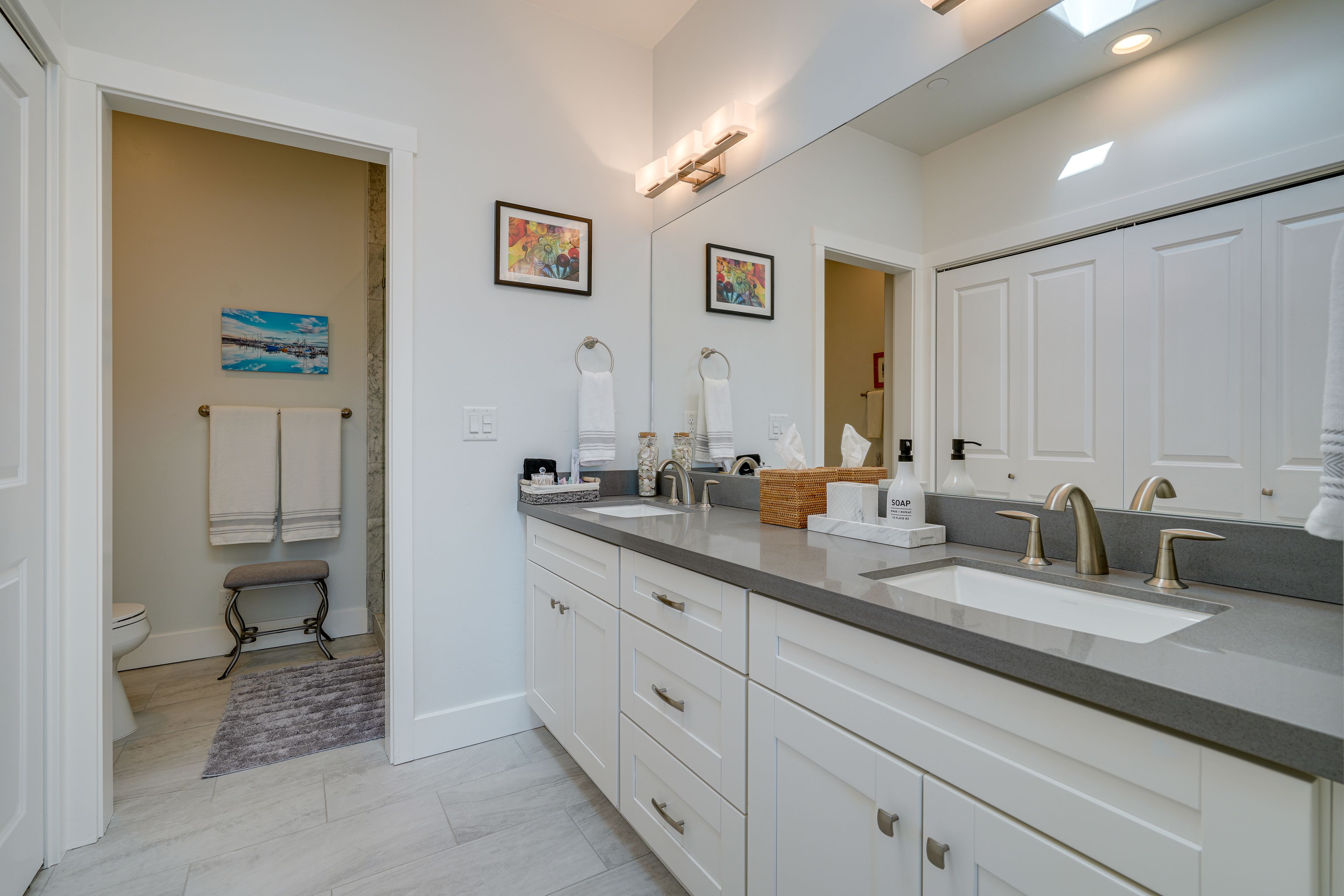 En-Suite Bathroom | Complimentary Toiletries | Hair Dryer