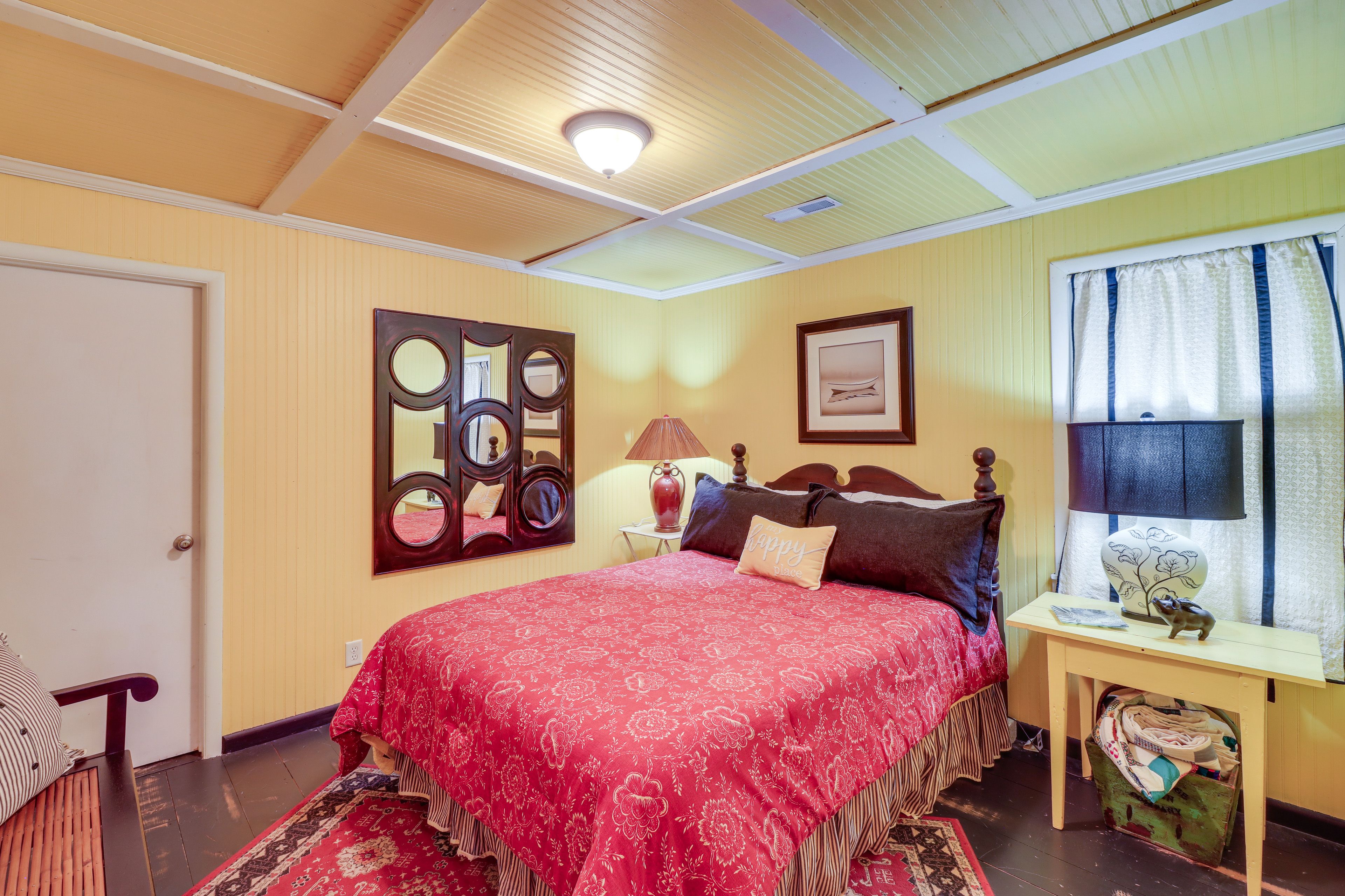 Bedroom 2 | Queen Bed | 2nd Floor