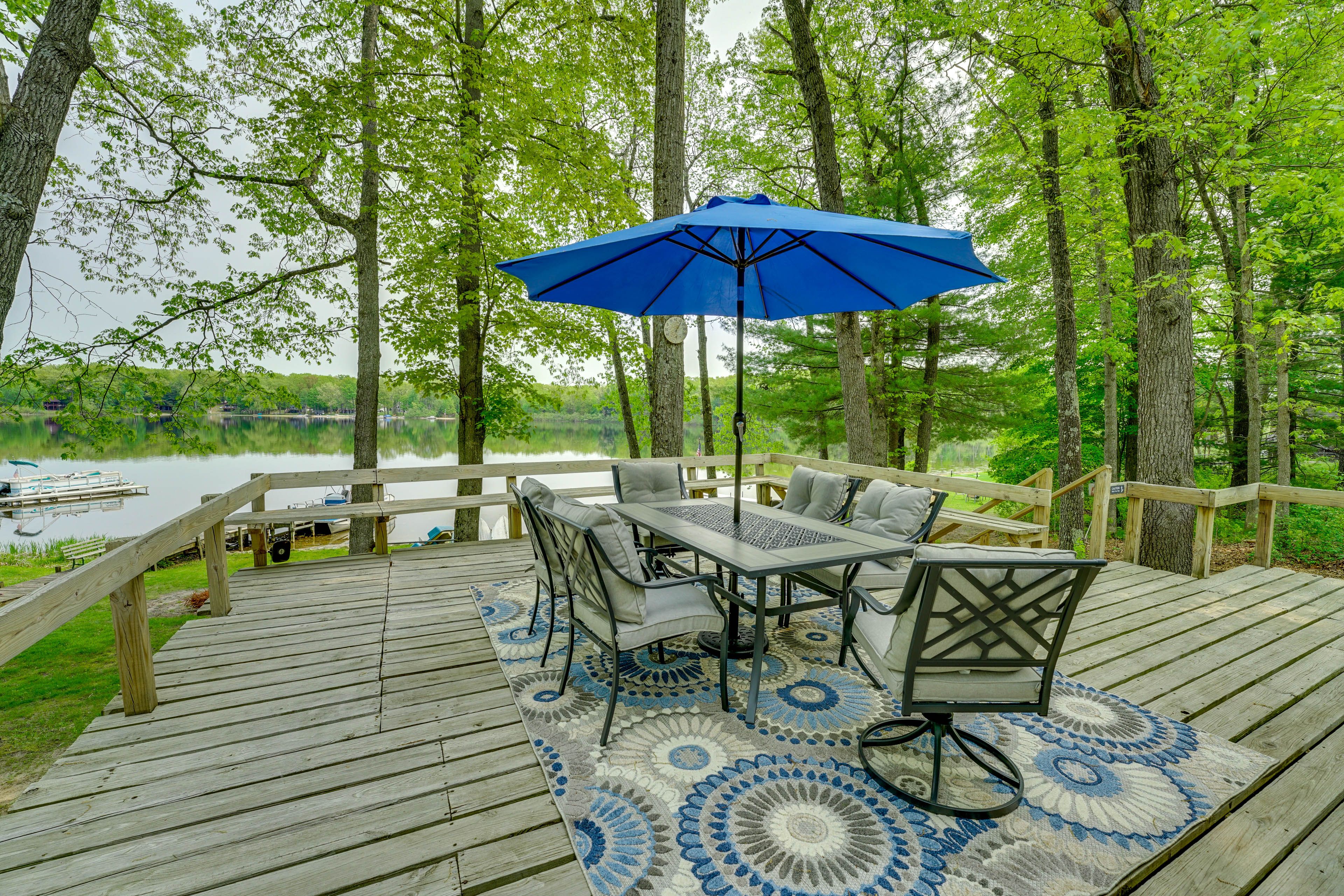 Outdoor Space | Direct Lake Access | Private Boat Dock