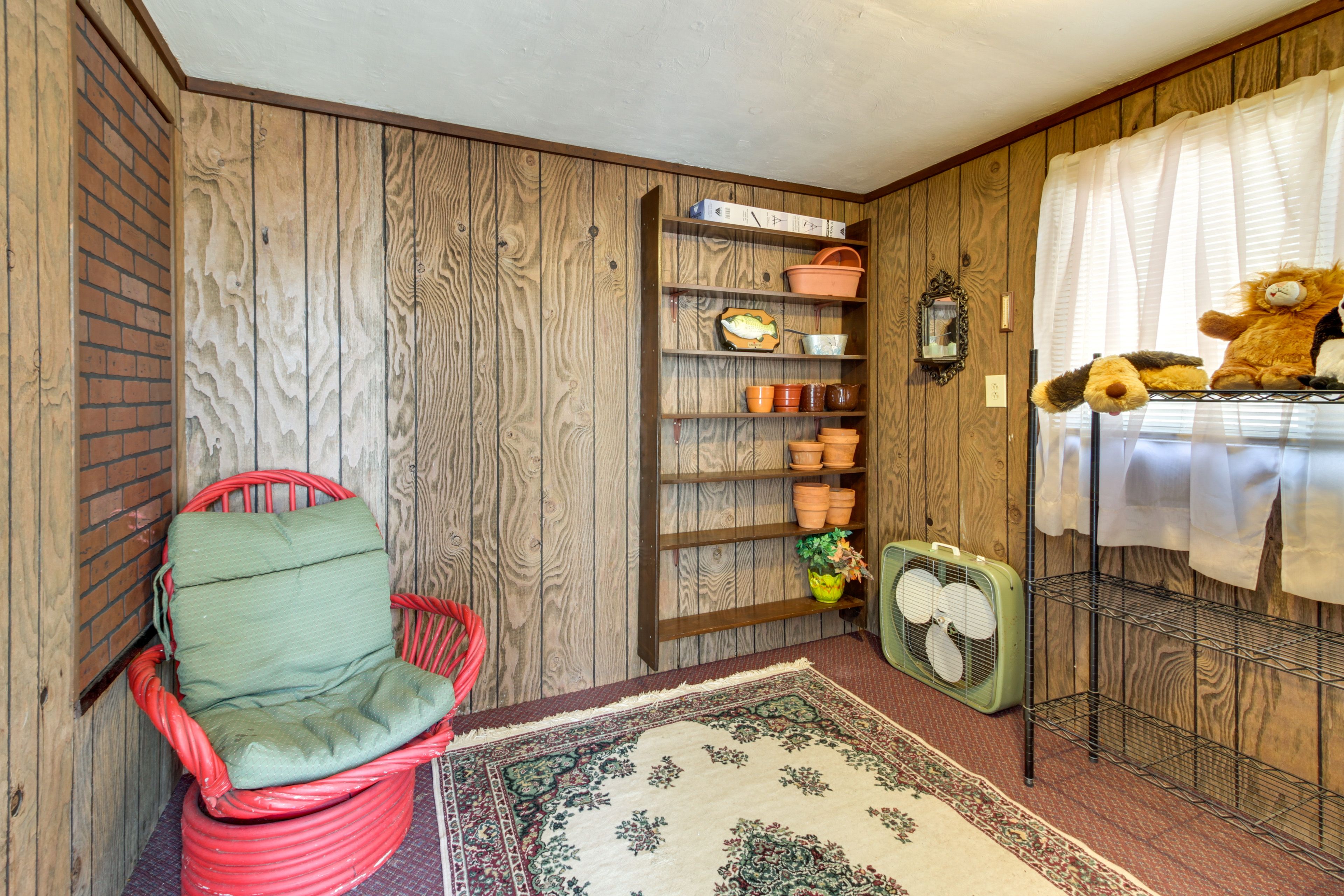 Walk-In Porch