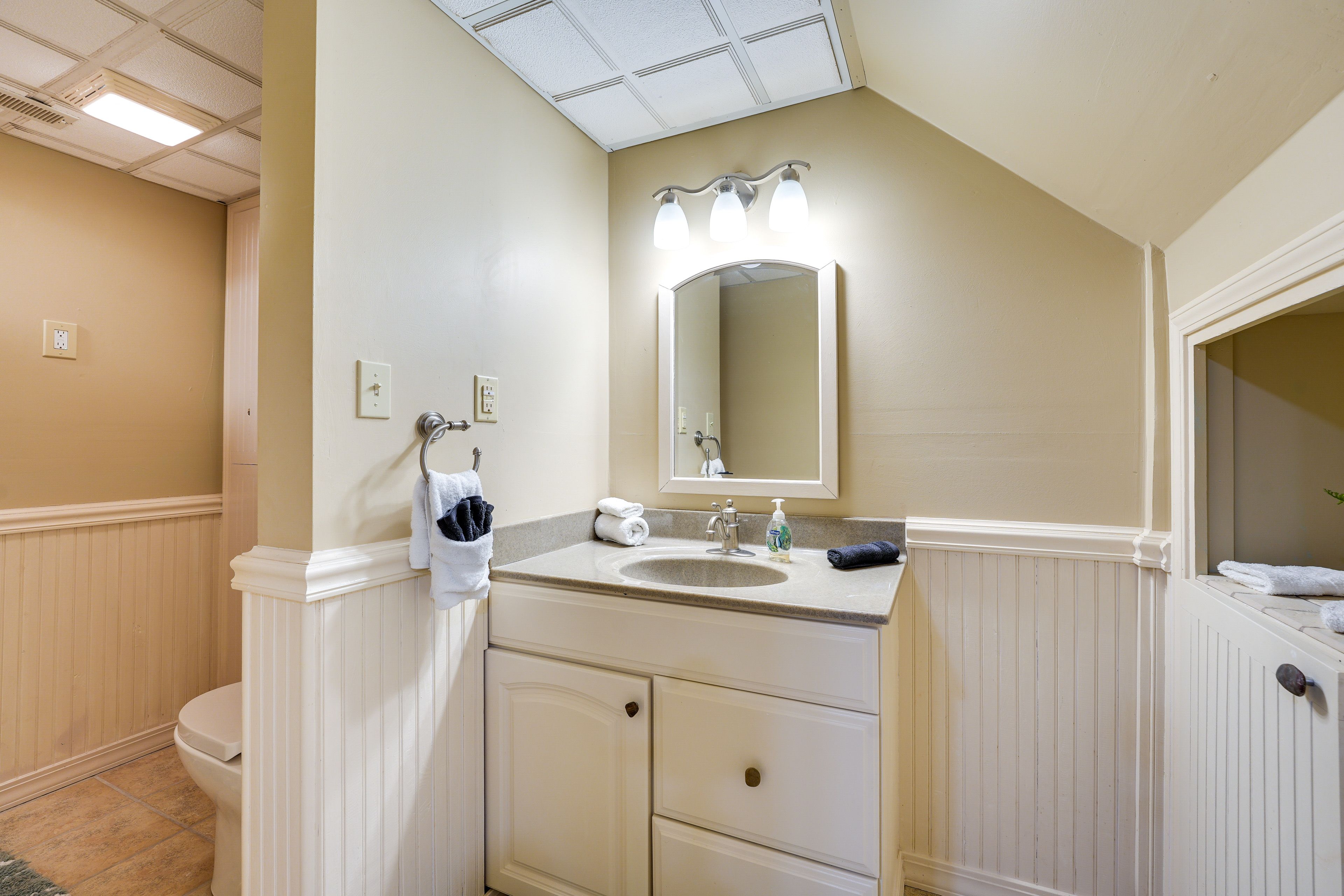 En-Suite Bathroom
