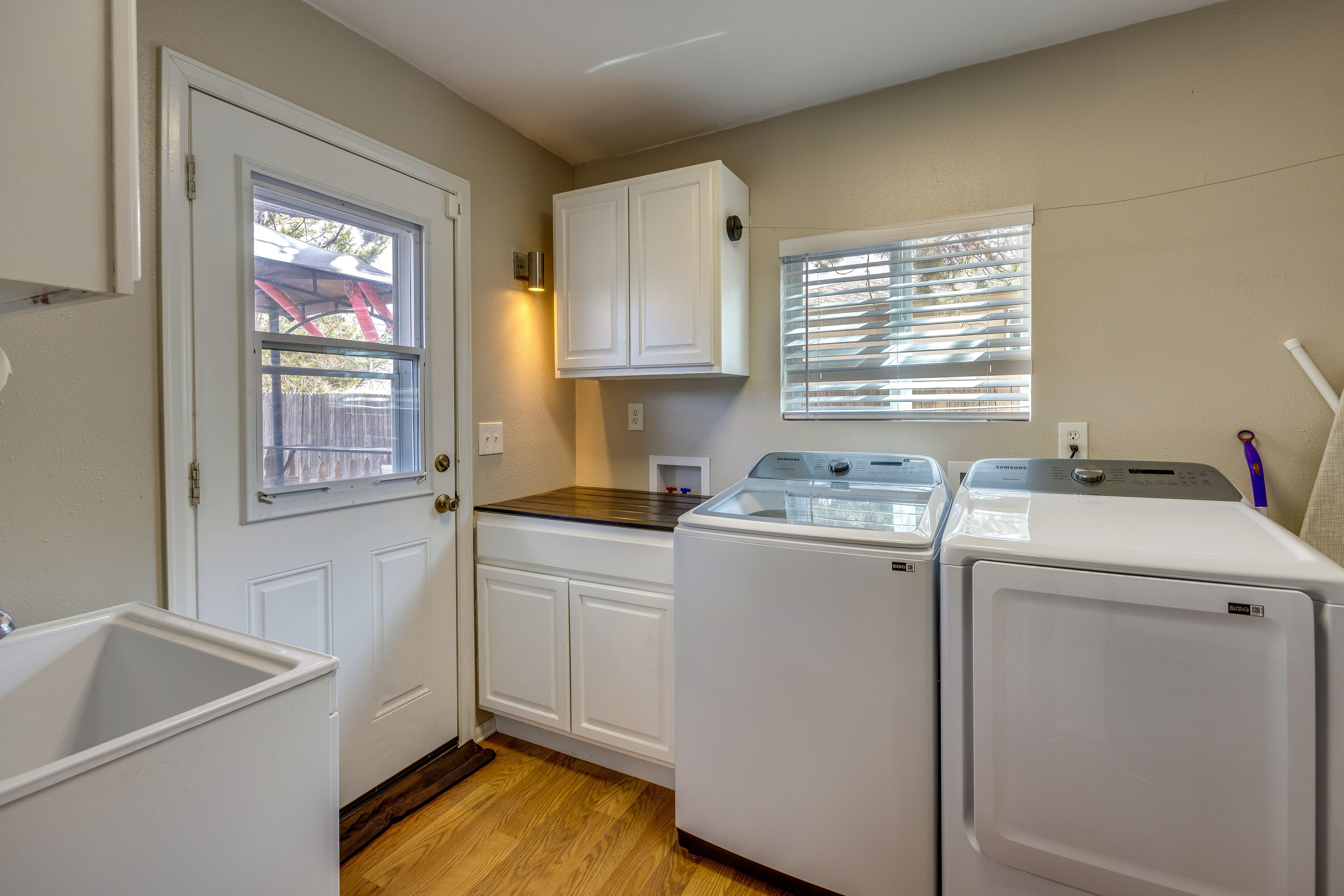 Washer & Dryer