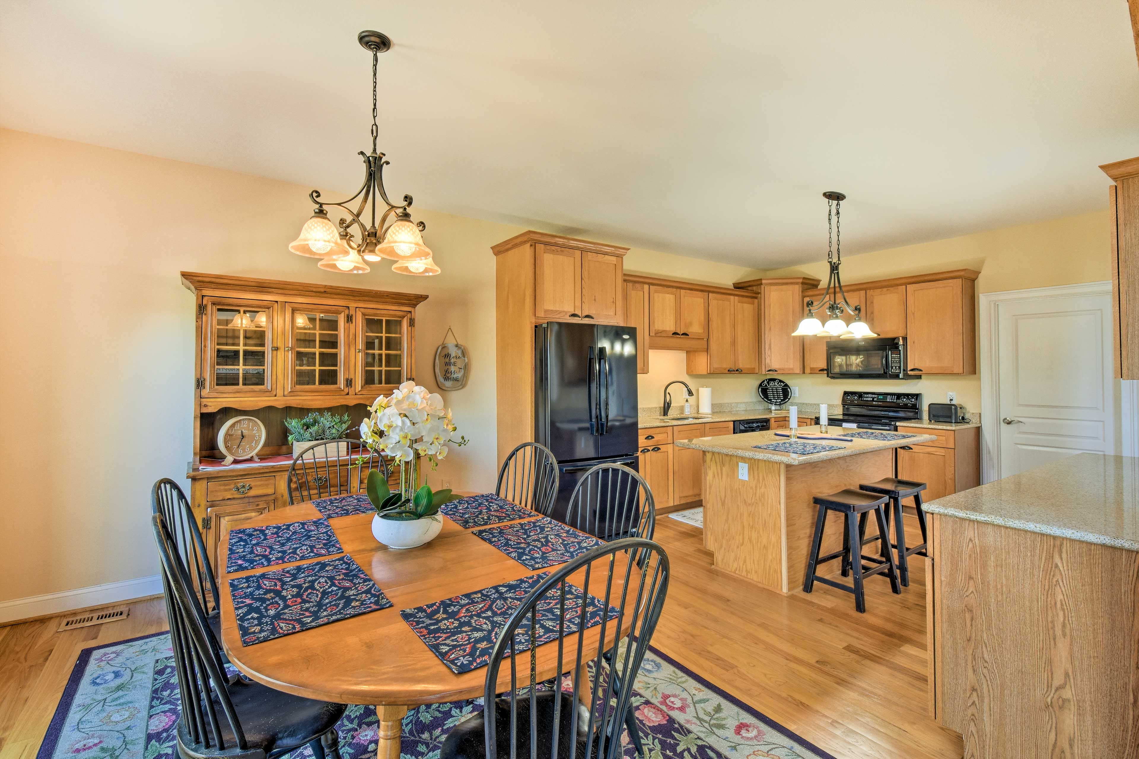 Dining Area | Dishware & Flatware