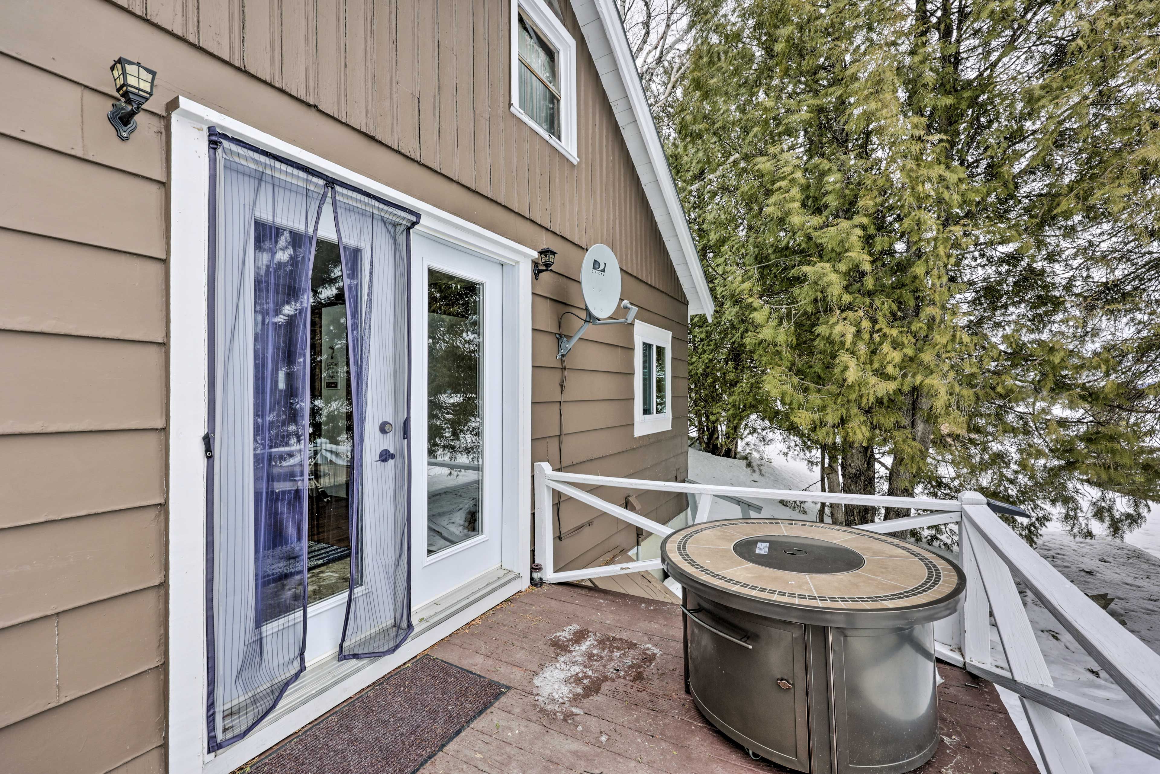 Deck | Gas Fire Pit