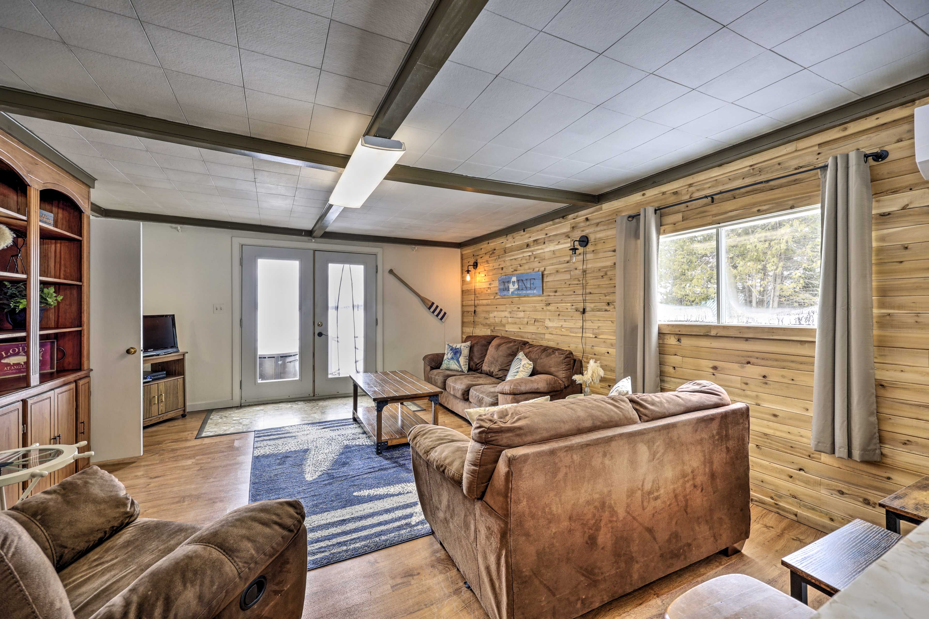Madawaska Vacation Rental | 2BR | 1BA | 950 Sq Ft | Stairs to Access