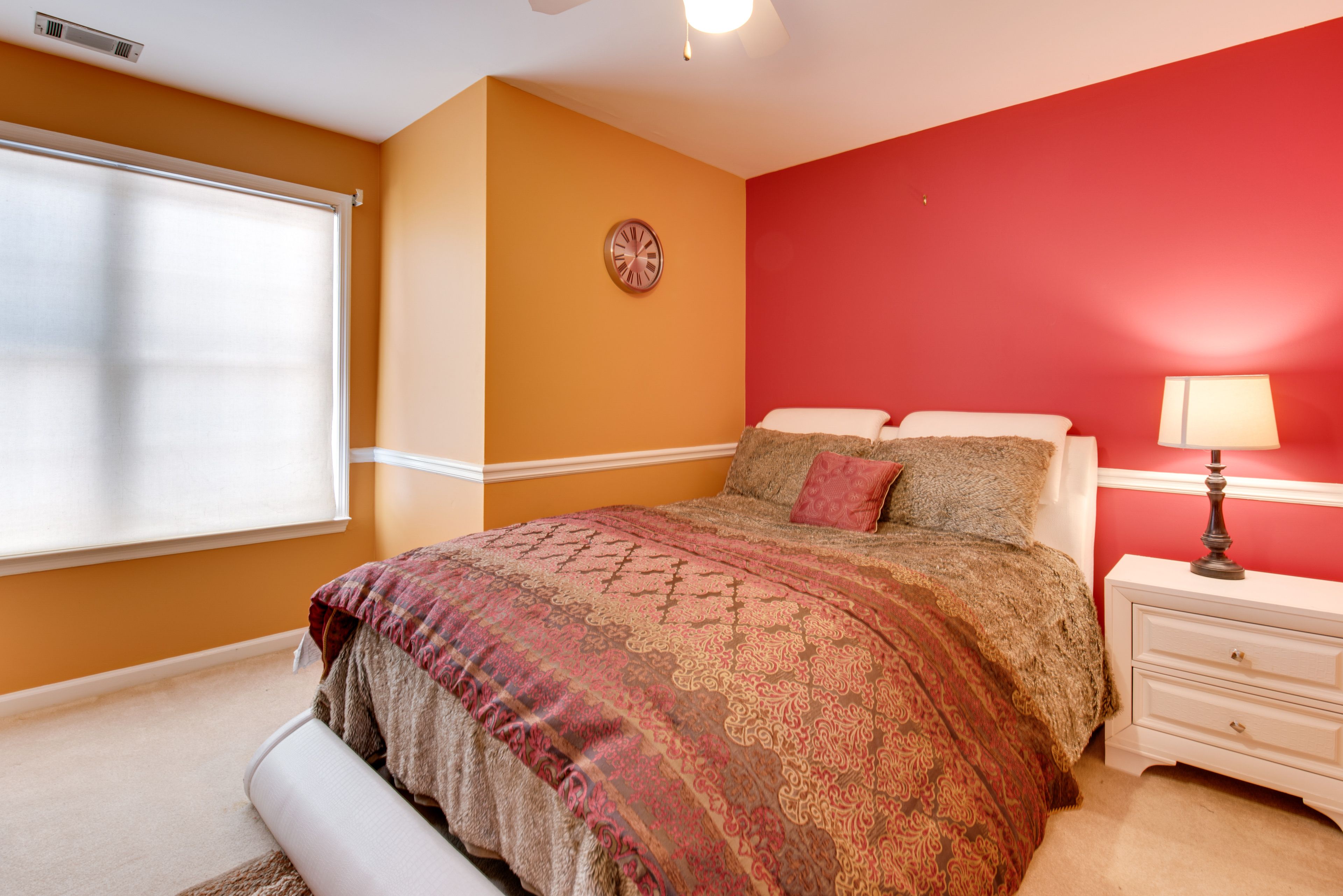 Bedroom 3 | 2nd Floor | Queen Bed