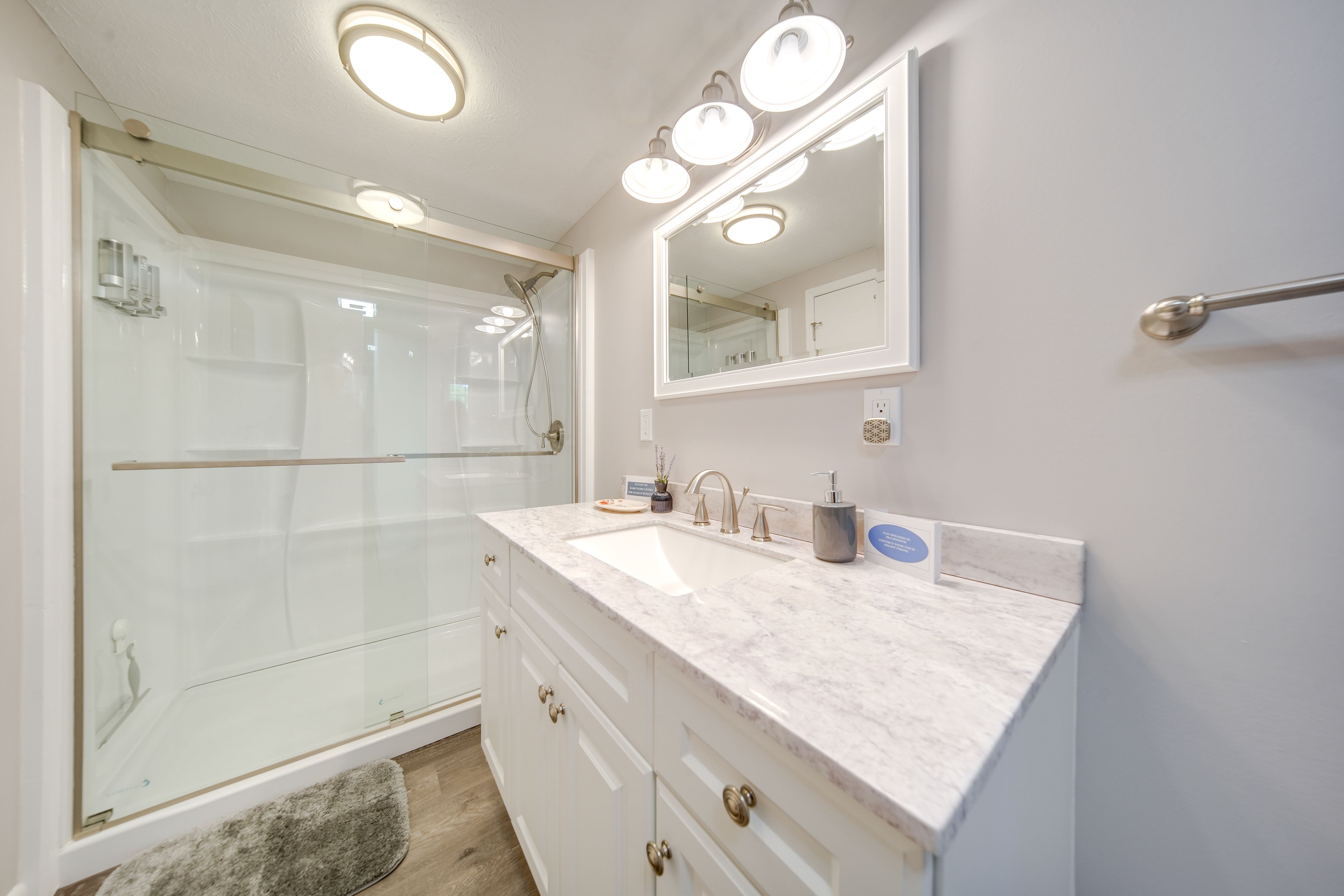 En-Suite Bathroom | 1st Floor | Towels Provided