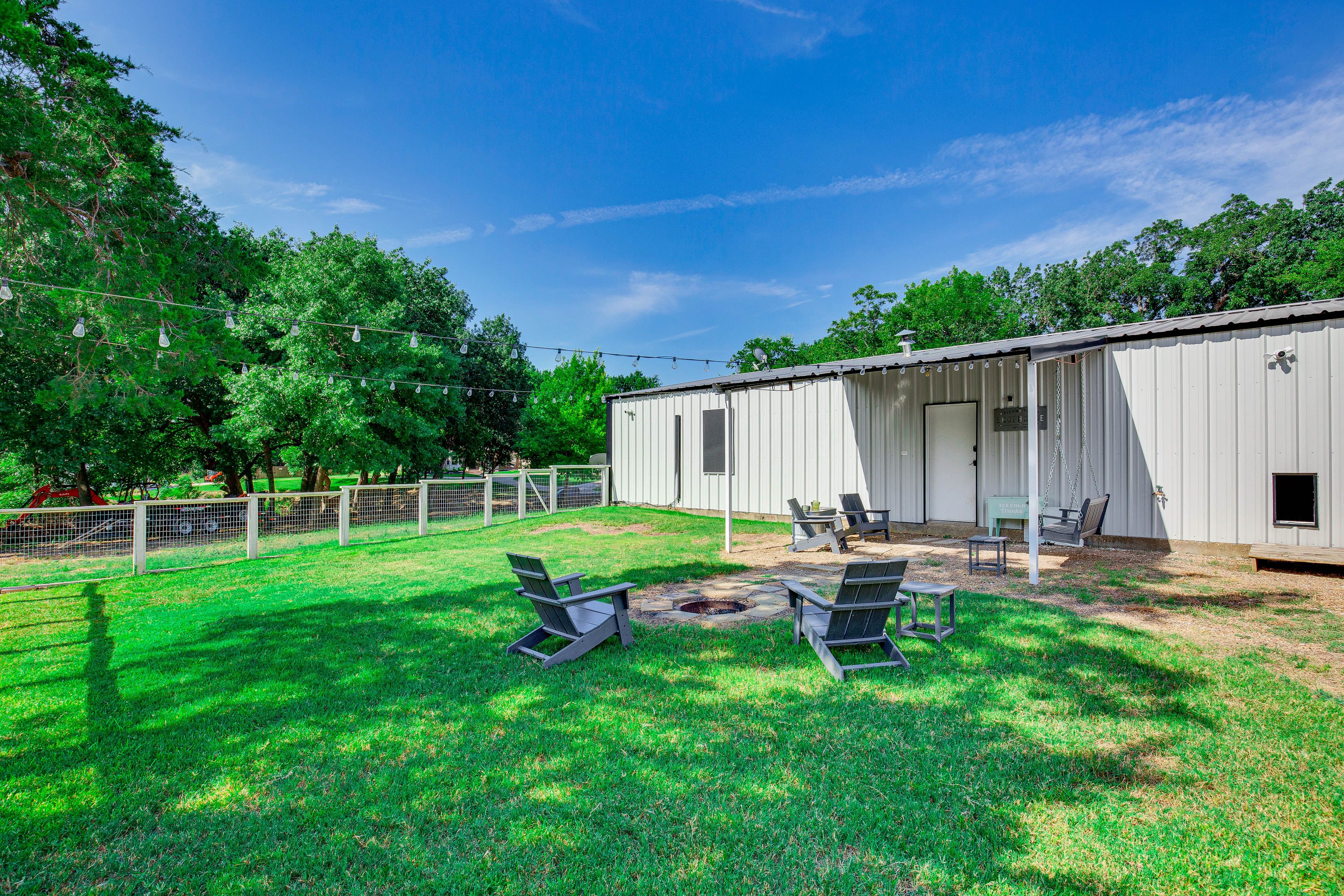 Private Yard | Outdoor Seating | Fire Pit