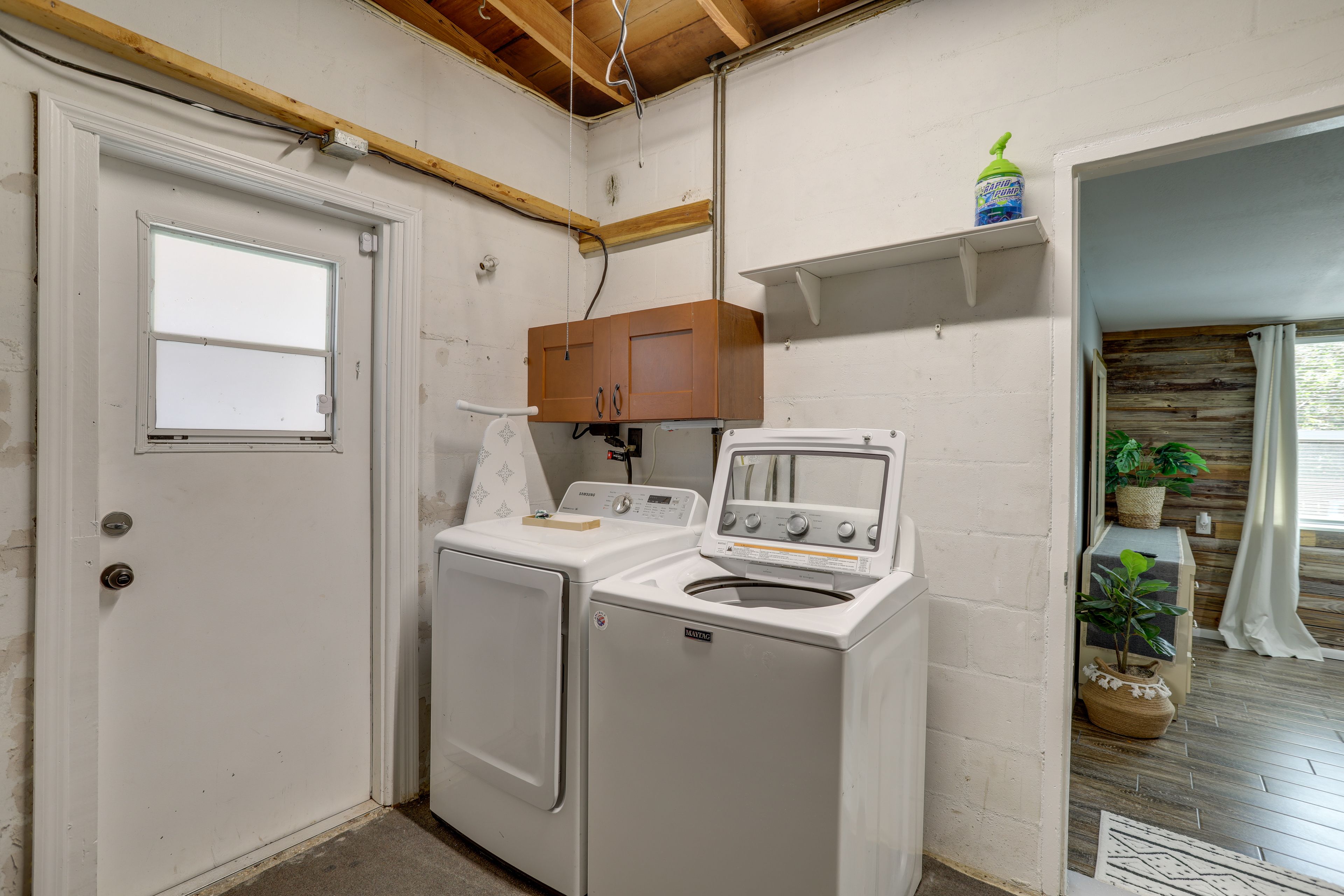 Washer + Dryer